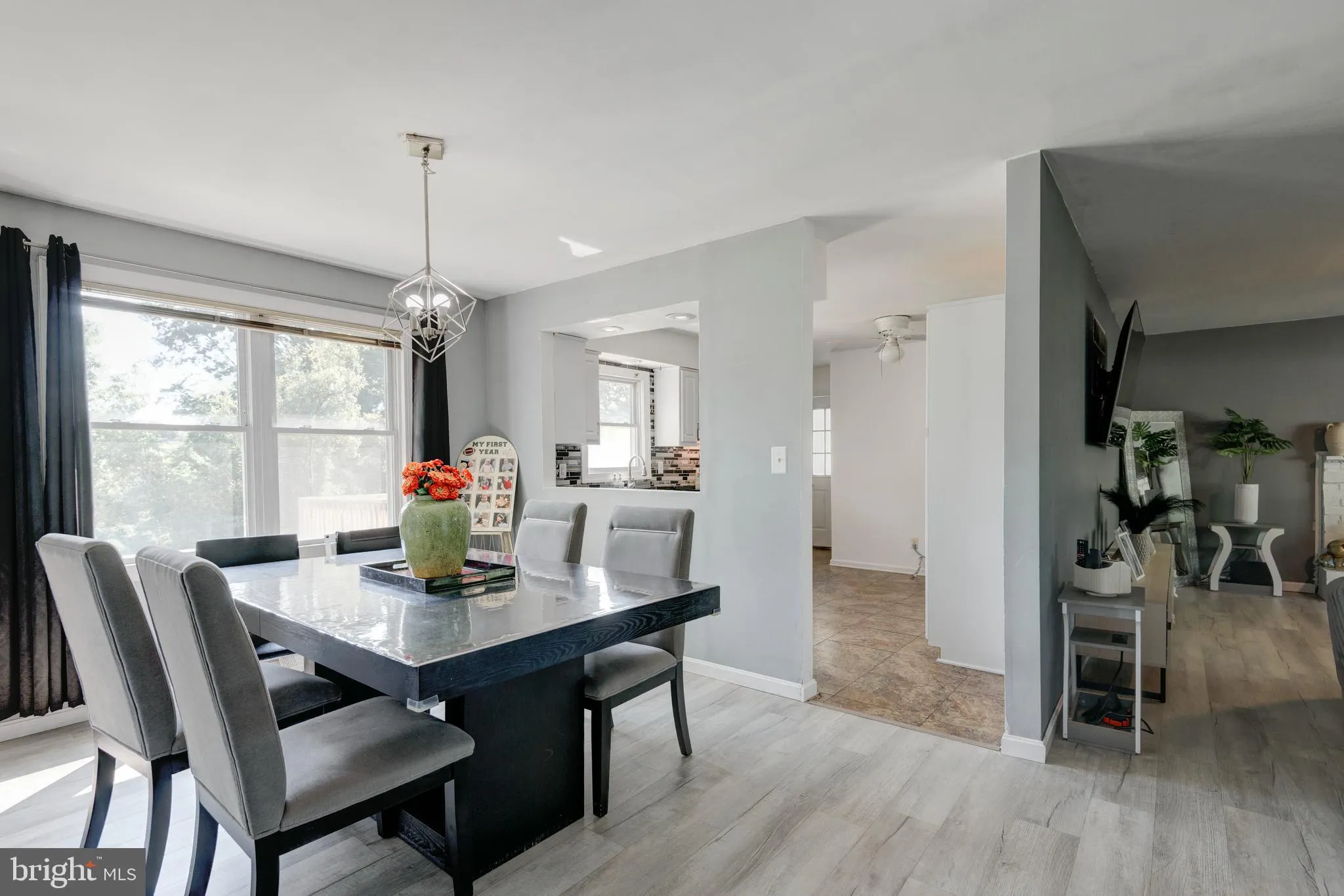 Lincoln University, Pennsylvania 19352, United States, 3 Bedrooms Bedrooms, ,1 BathroomBathrooms,Residential,Pending,216286