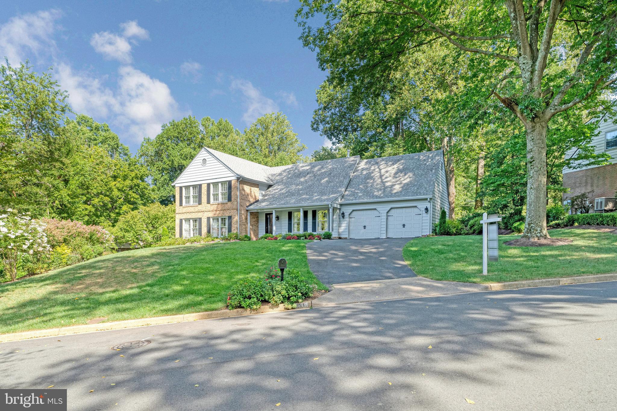 MC LEAN HUNT - Residential