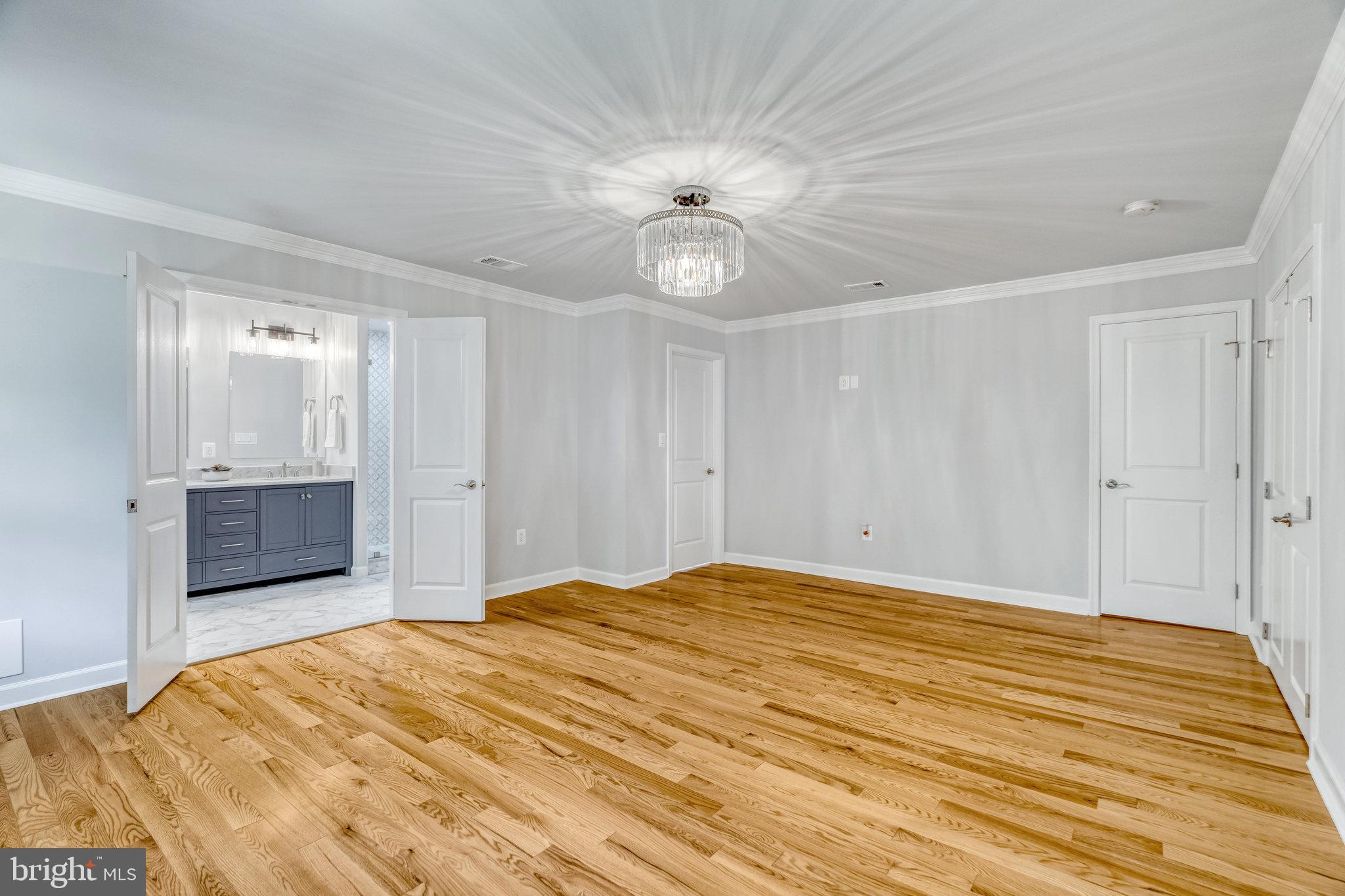 MC LEAN HUNT - Residential