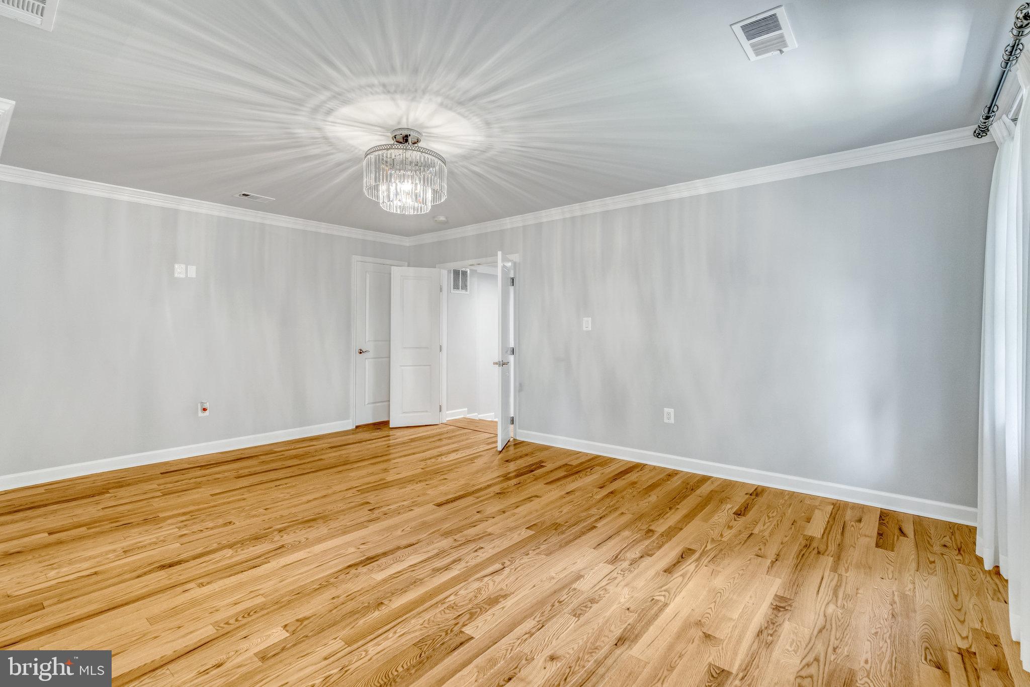 MC LEAN HUNT - Residential