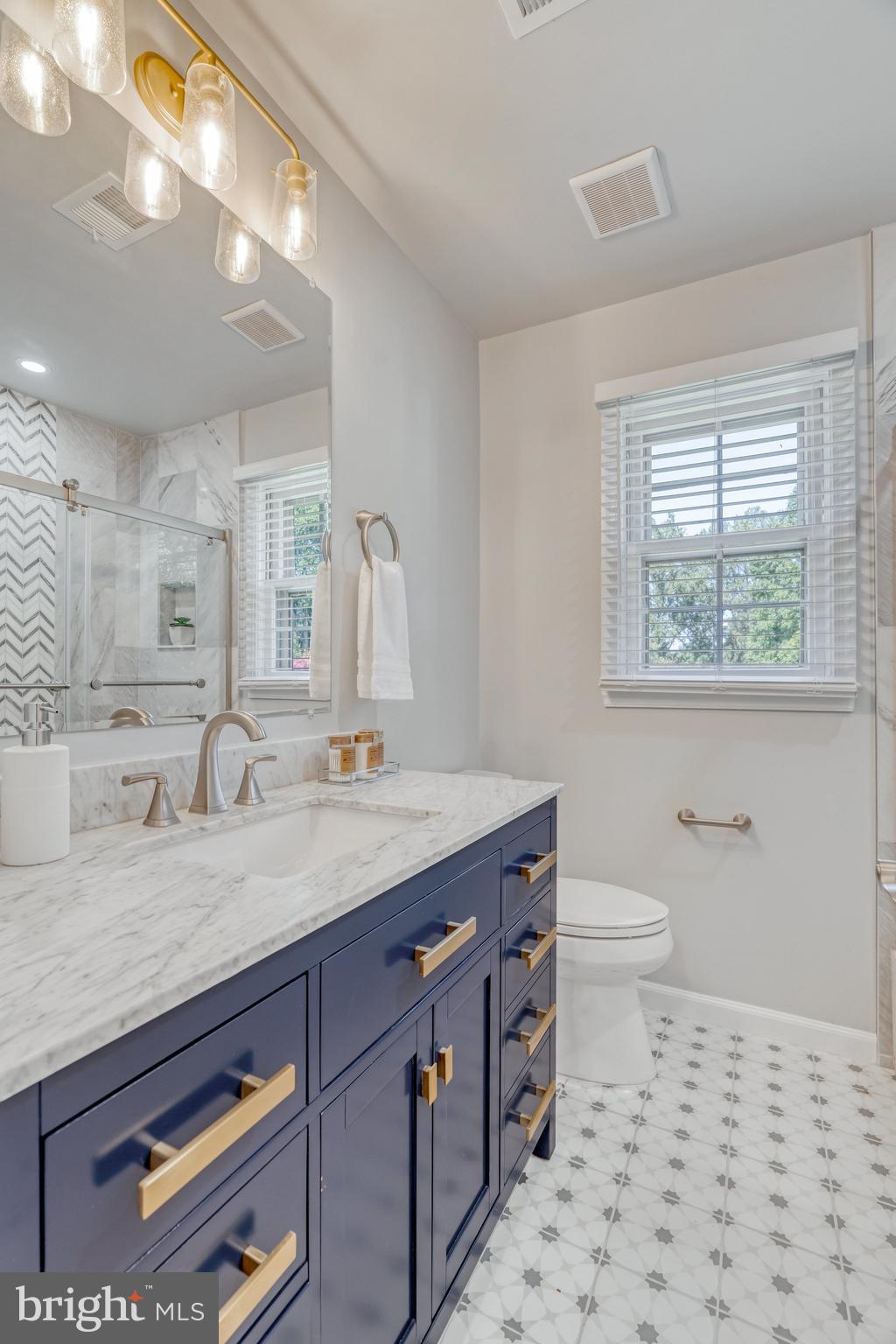 MC LEAN HUNT - Residential