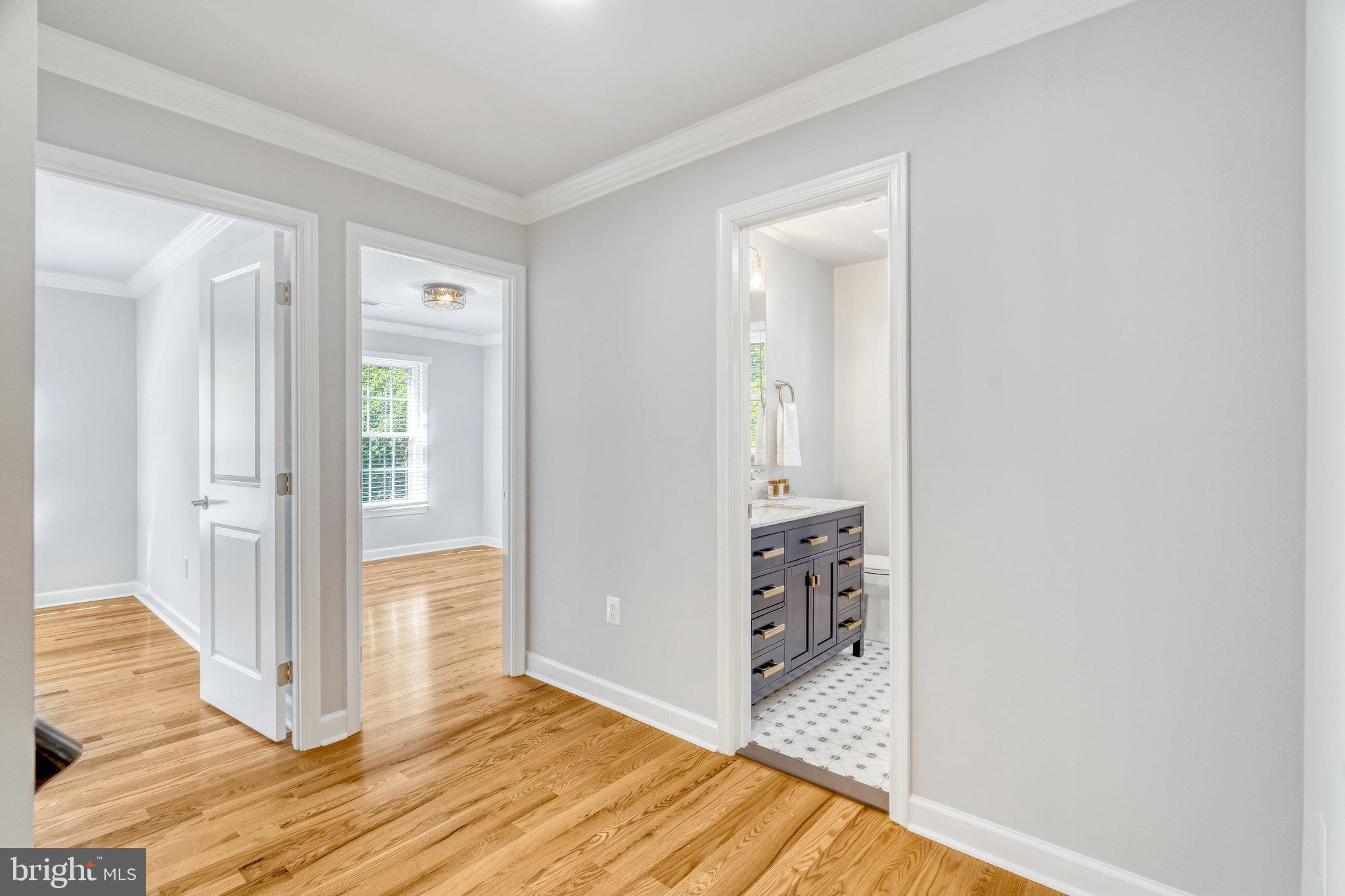 MC LEAN HUNT - Residential