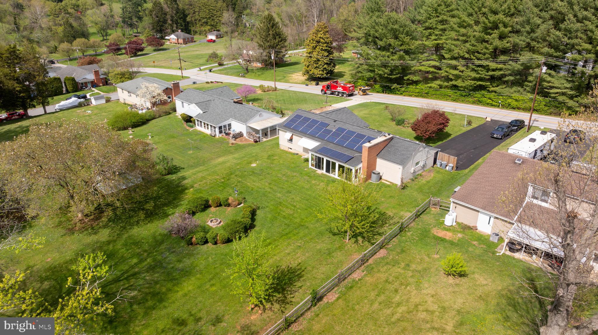 BROOKNOLL - Residential