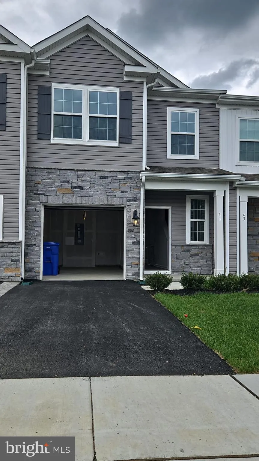 Westampton, New Jersey 08060, United States, 3 Bedrooms Bedrooms, ,3 BathroomsBathrooms,Residential,Active,121168