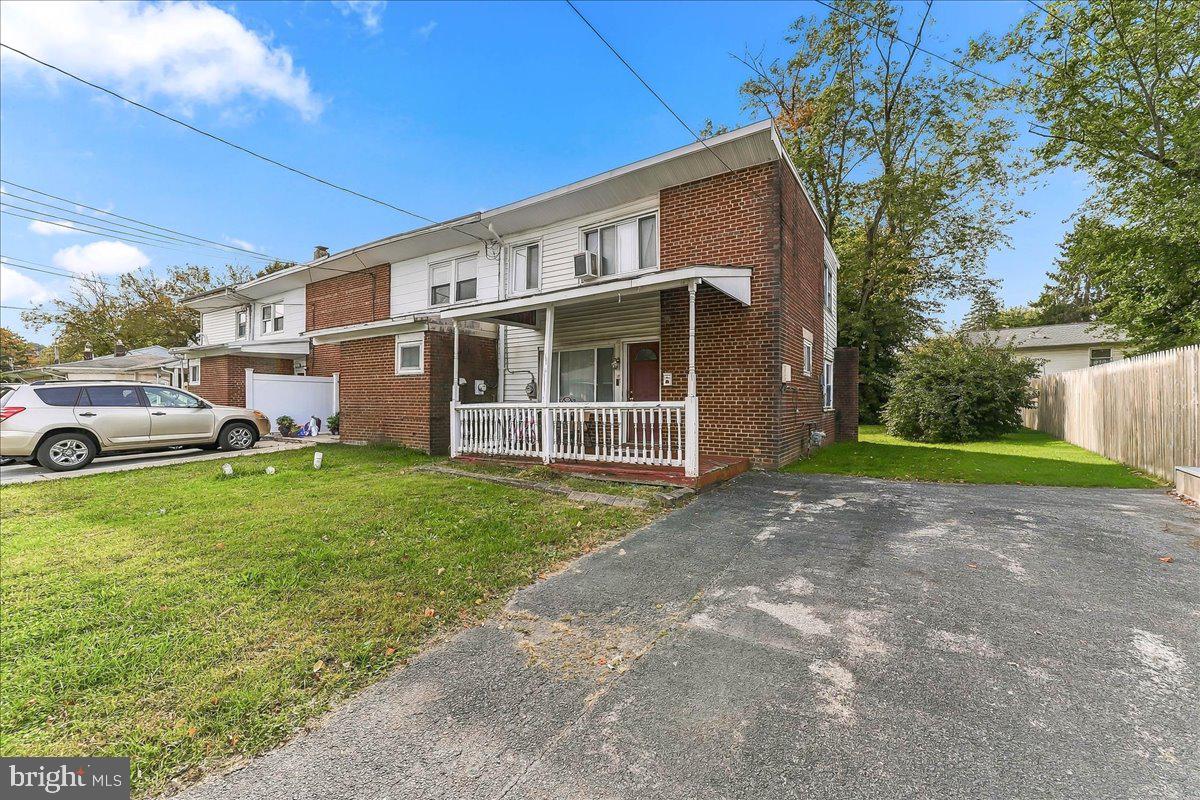 10 QUARRY STREET