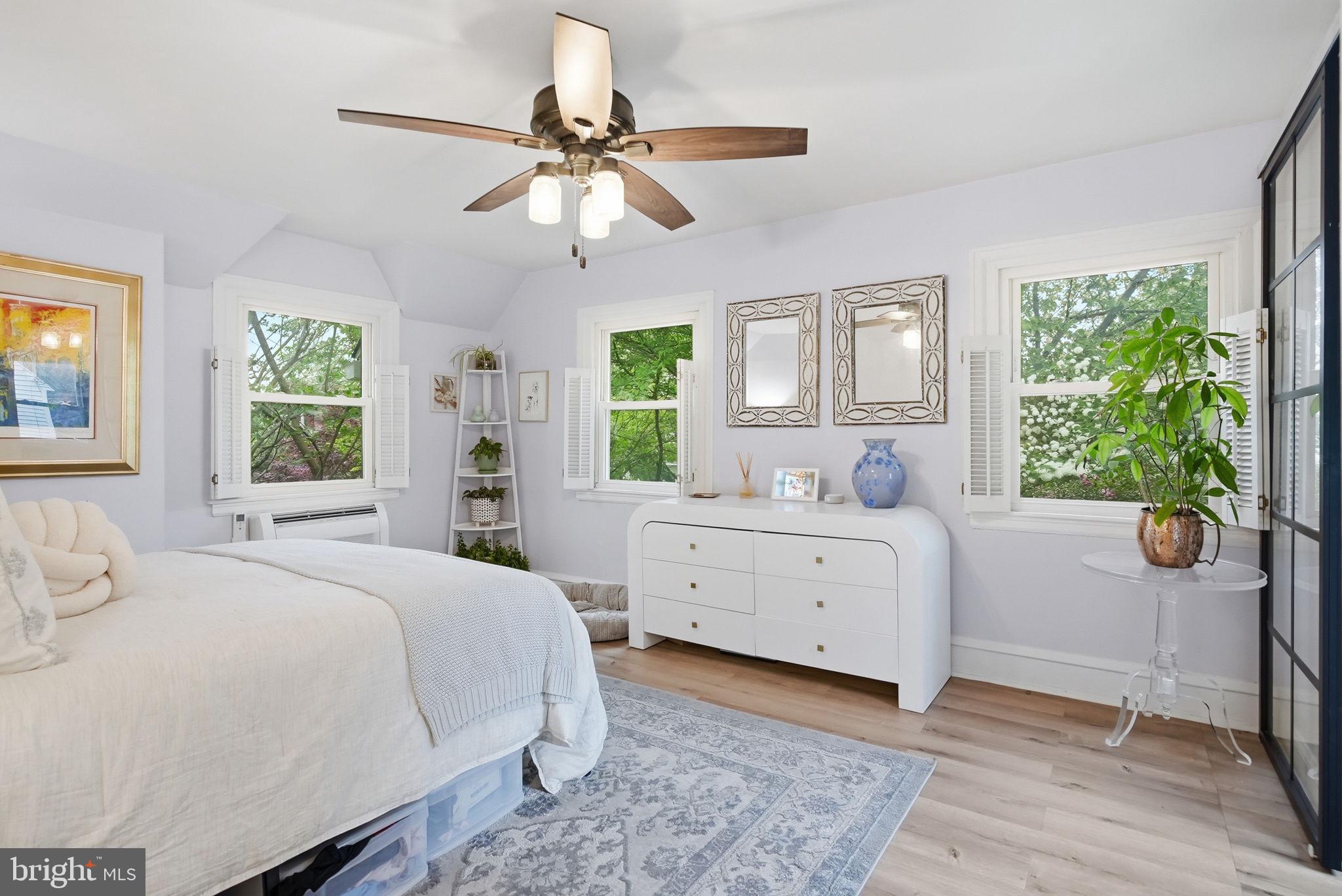 PENN WYNNE - Residential