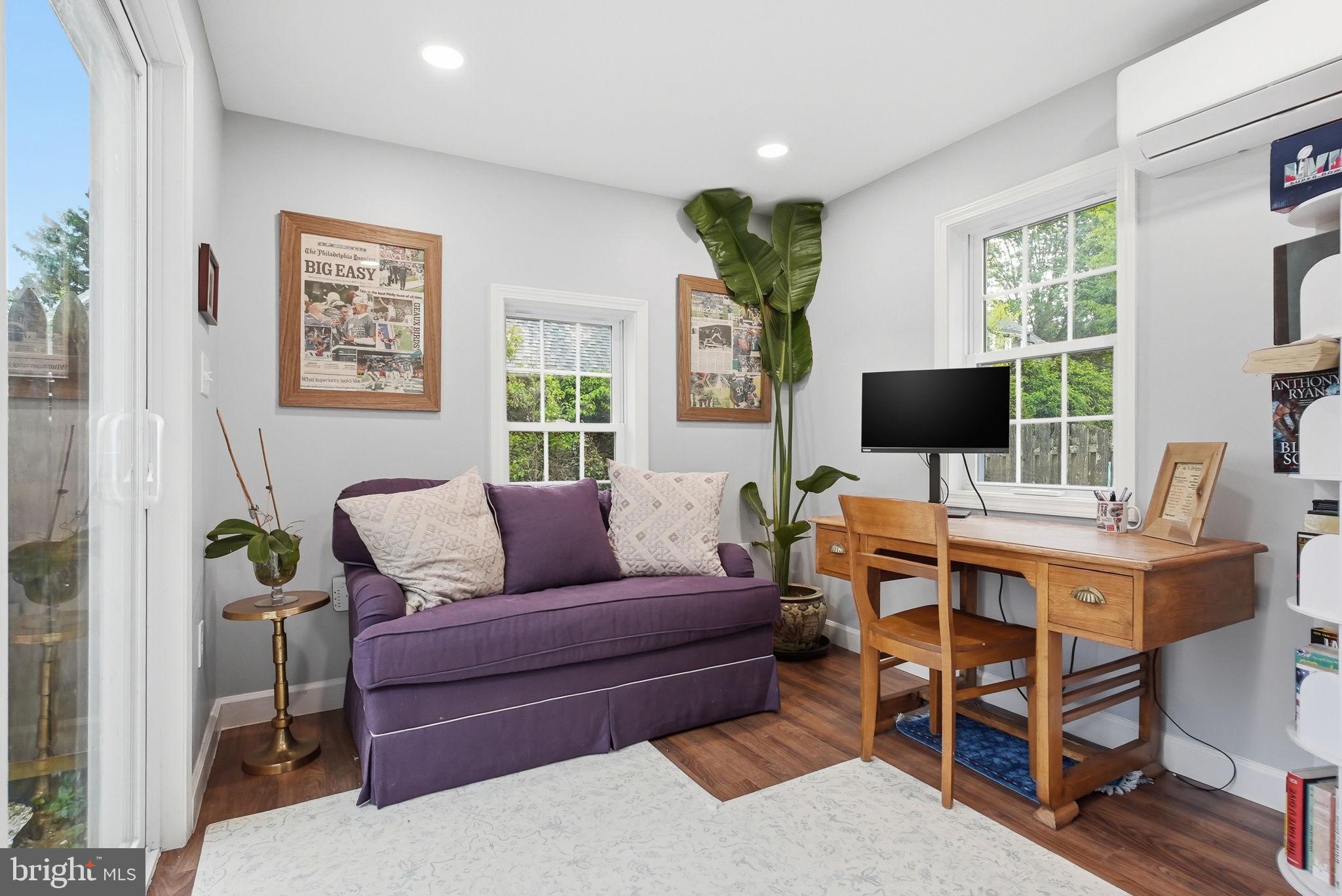 PENN WYNNE - Residential