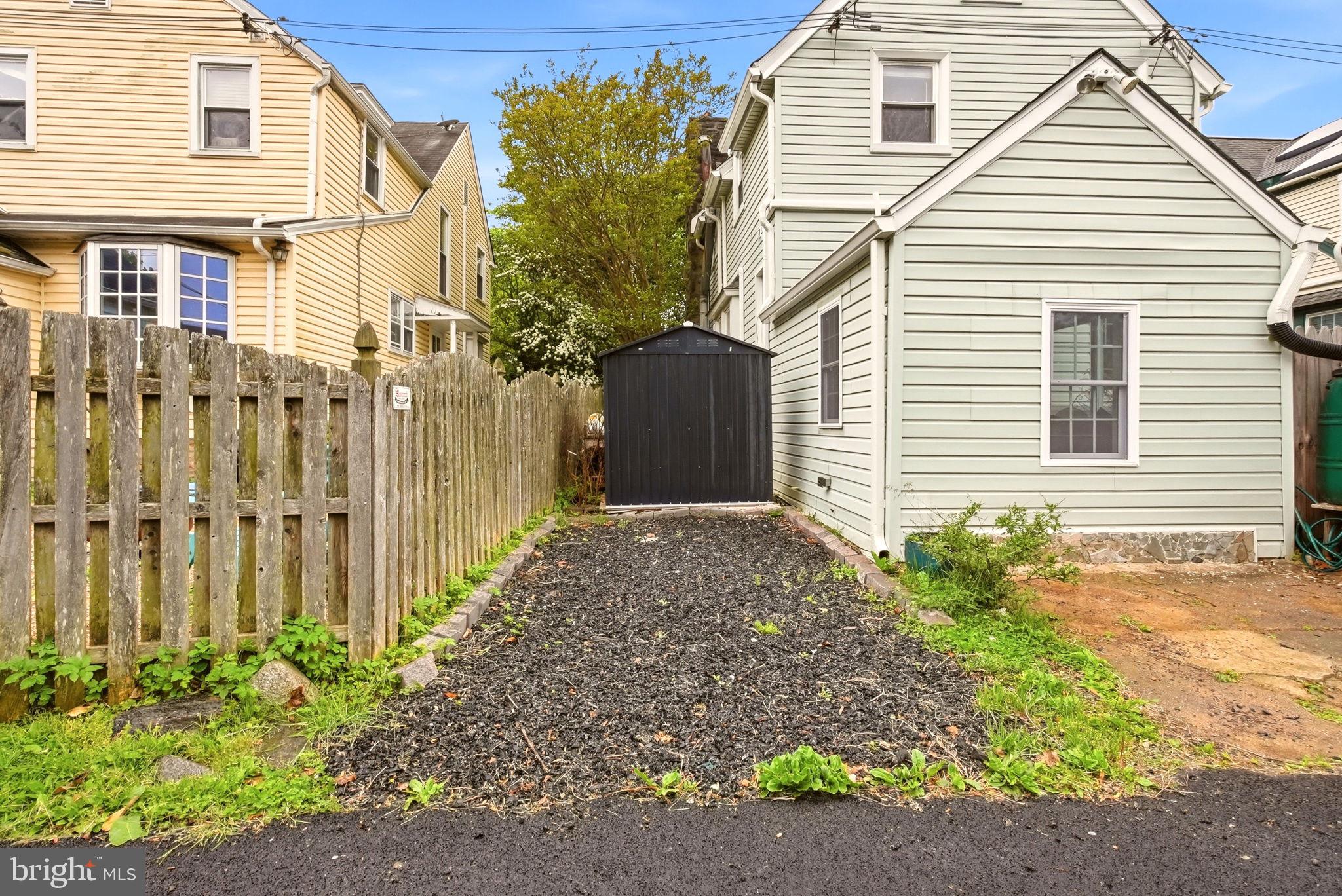 PENN WYNNE - Residential