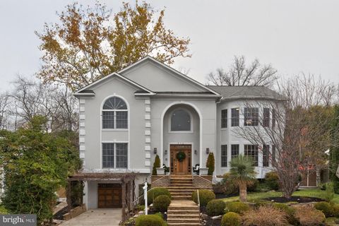 9715 SINGLETON DRIVE BETHESDA MD 20817