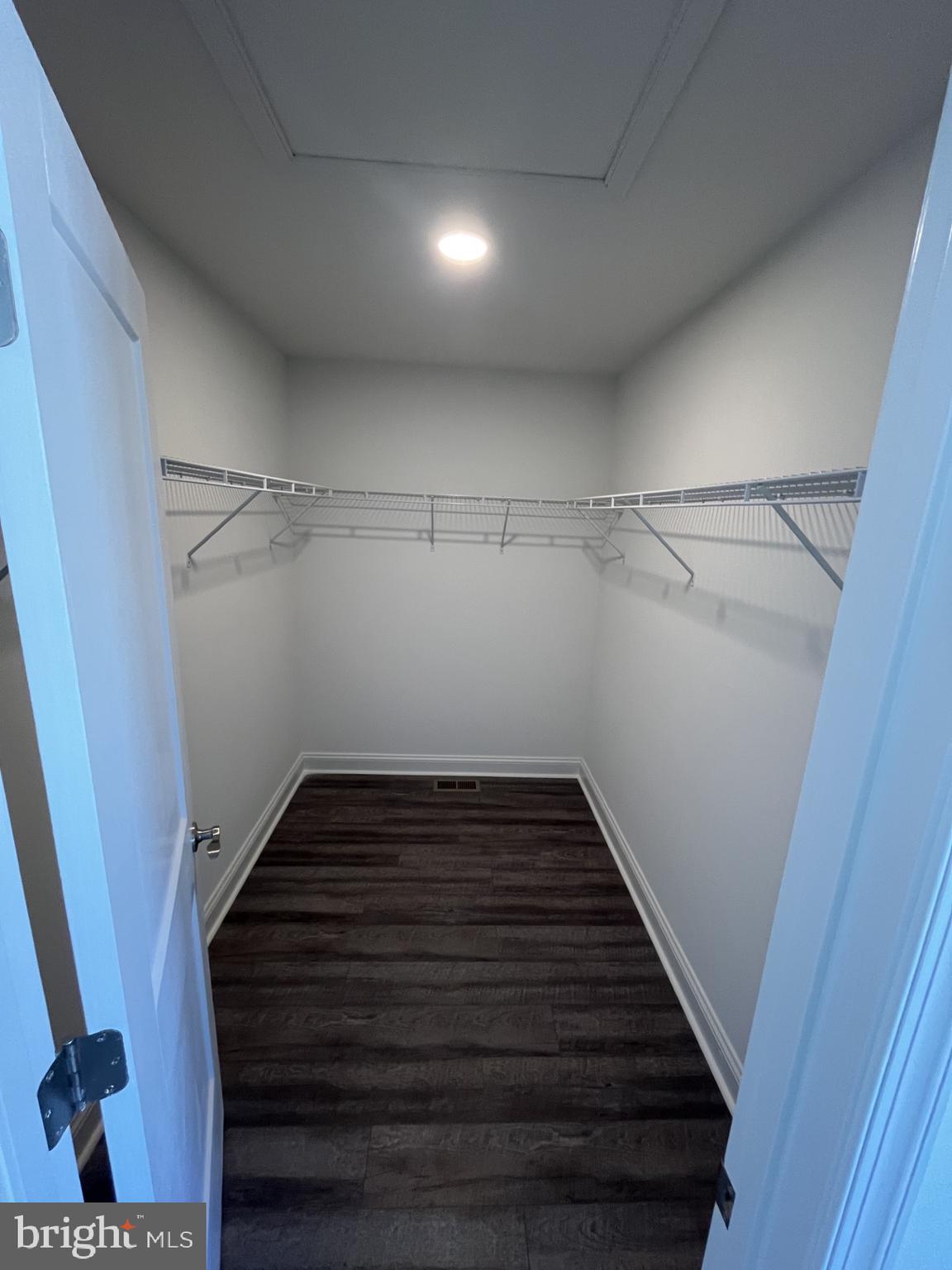 ELLENDALE - Residential