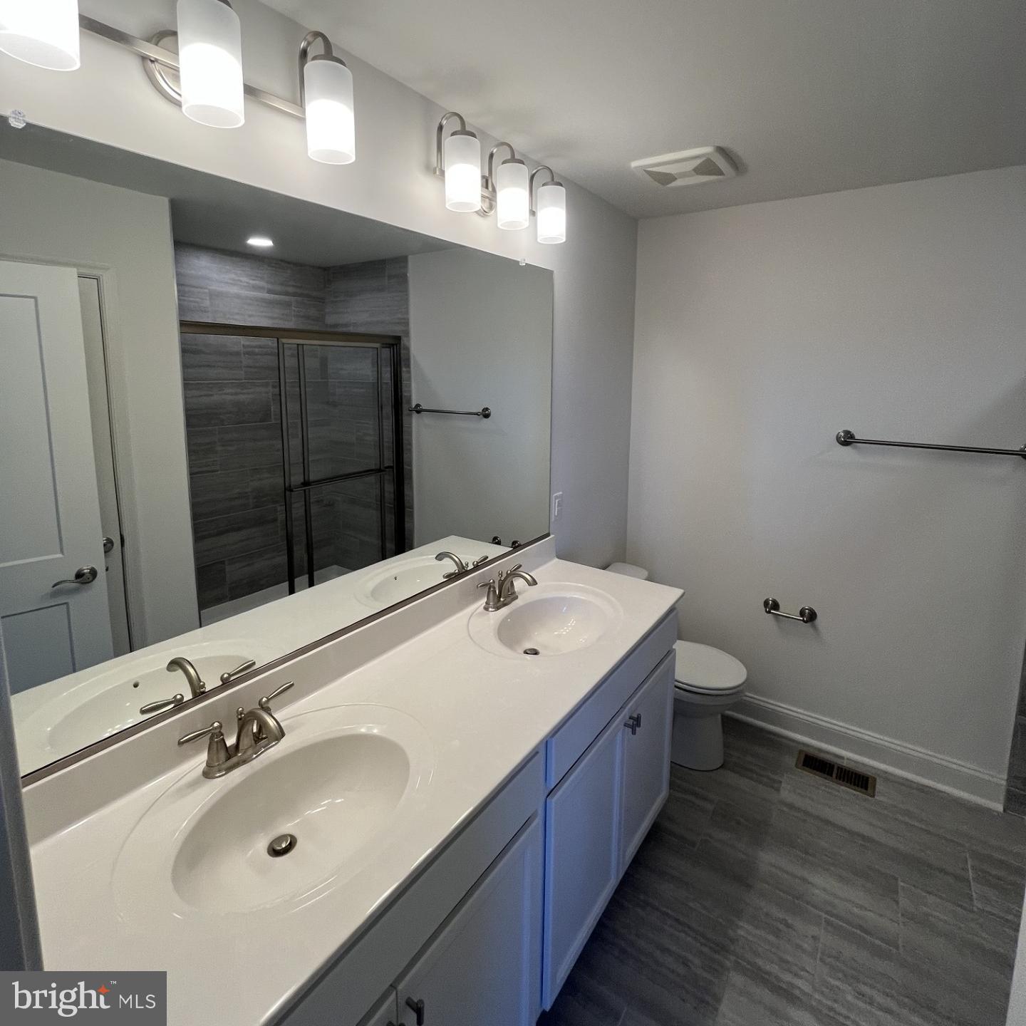 ELLENDALE - Residential