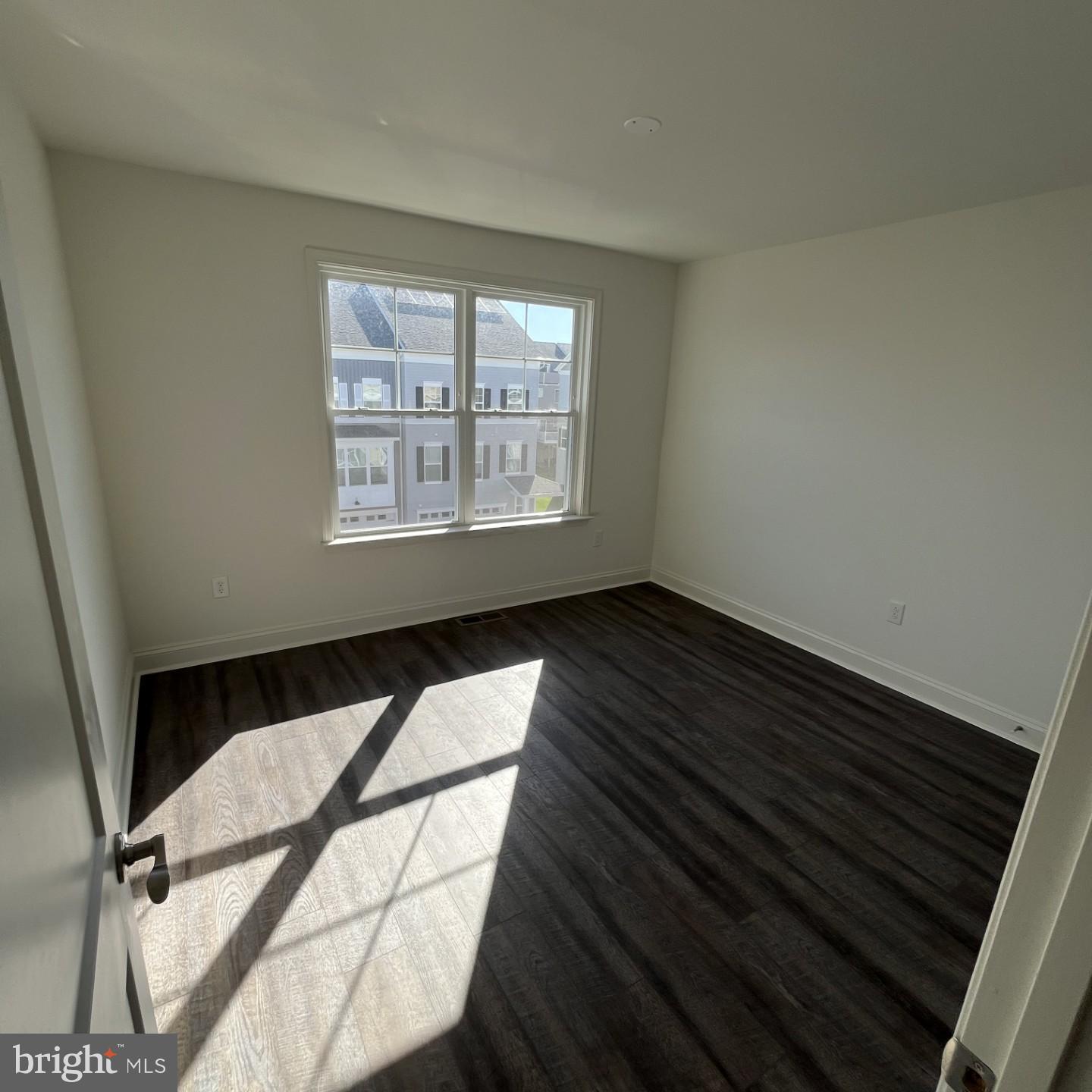 ELLENDALE - Residential