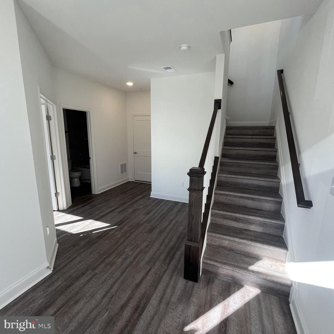 241 JESSICA LYNN AVENUE