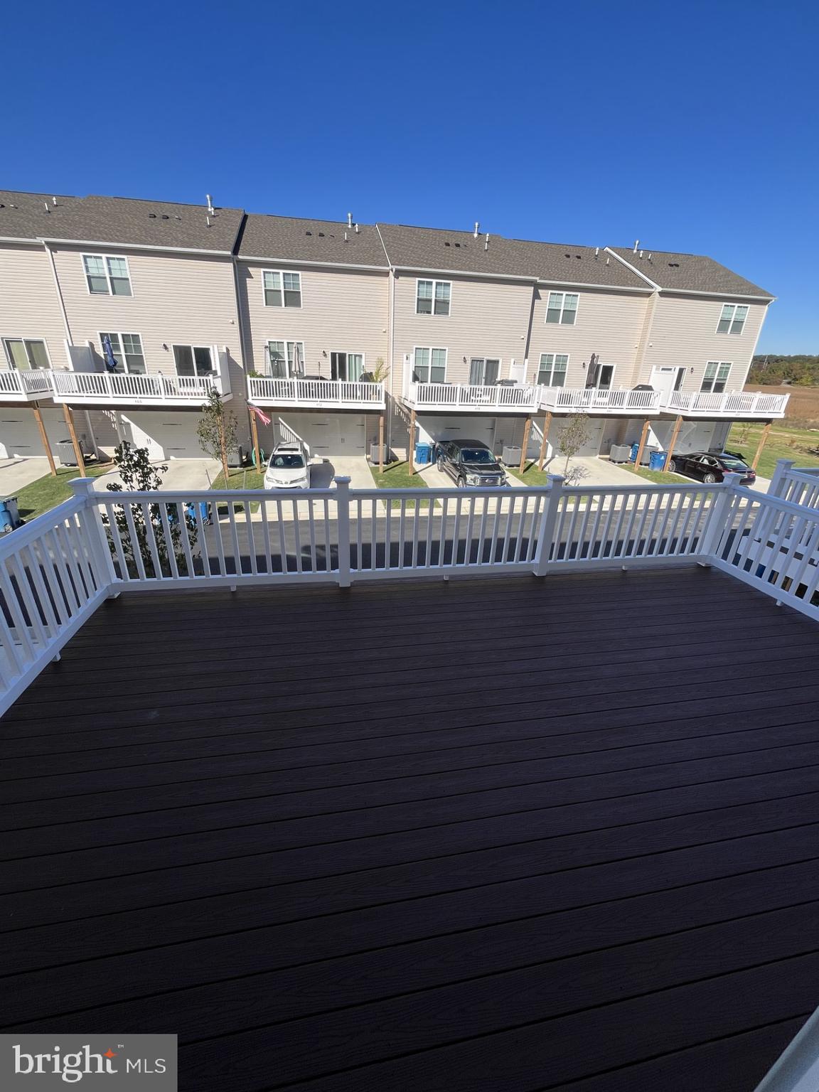 ELLENDALE - Residential