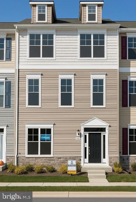 ELLENDALE - Residential