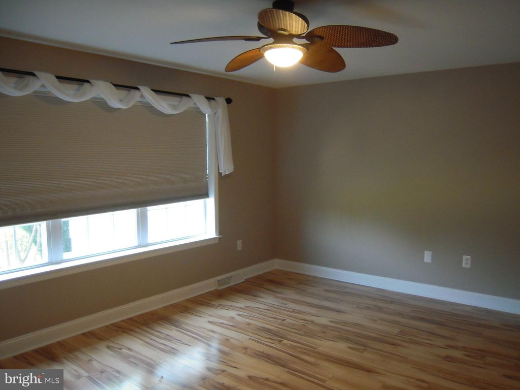 Photo of 25 SEMPLE CT, LITITZ, PA 17543 (MLS # PALA2038292)