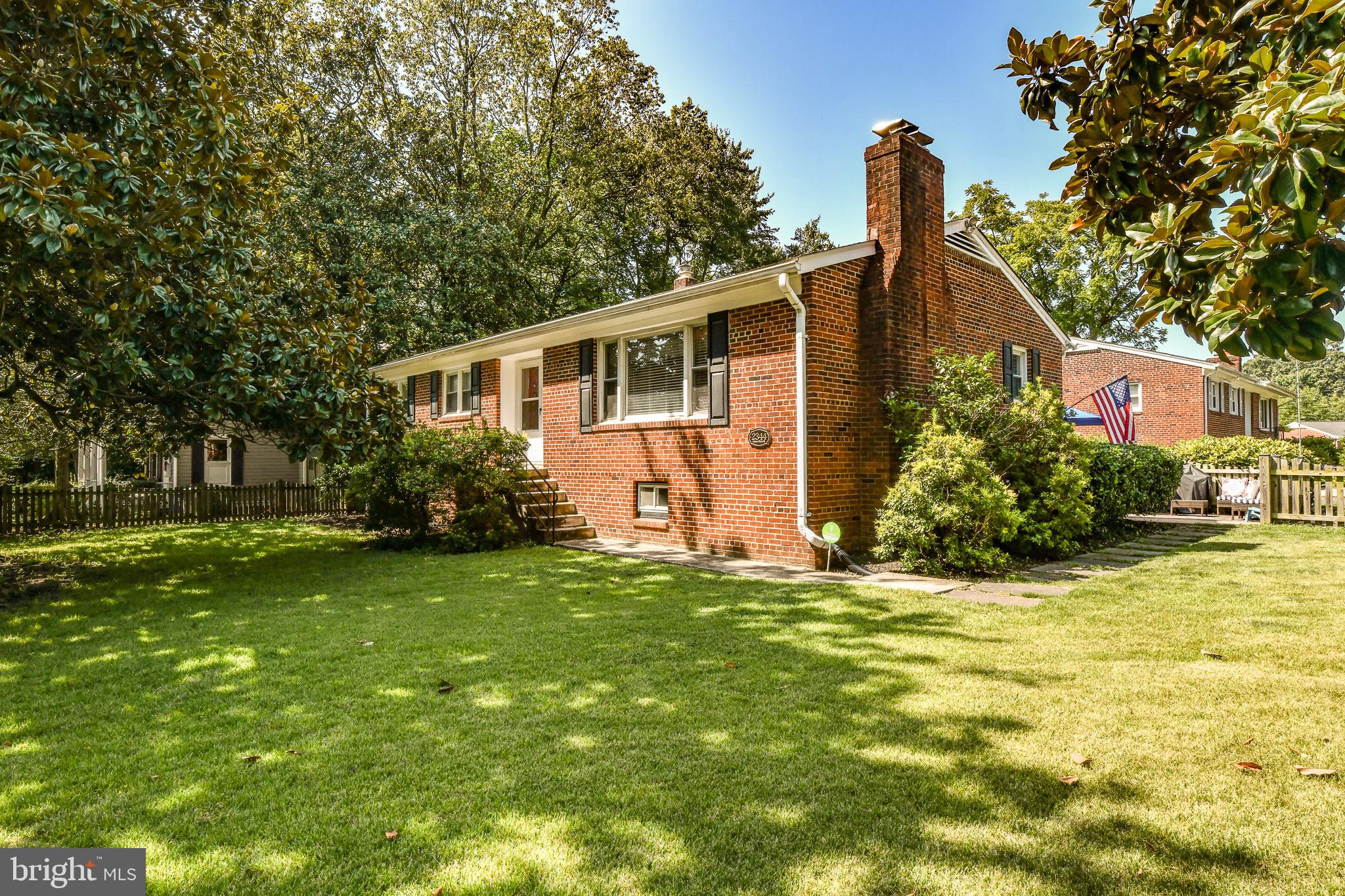 WOODCREST - Residential Lease