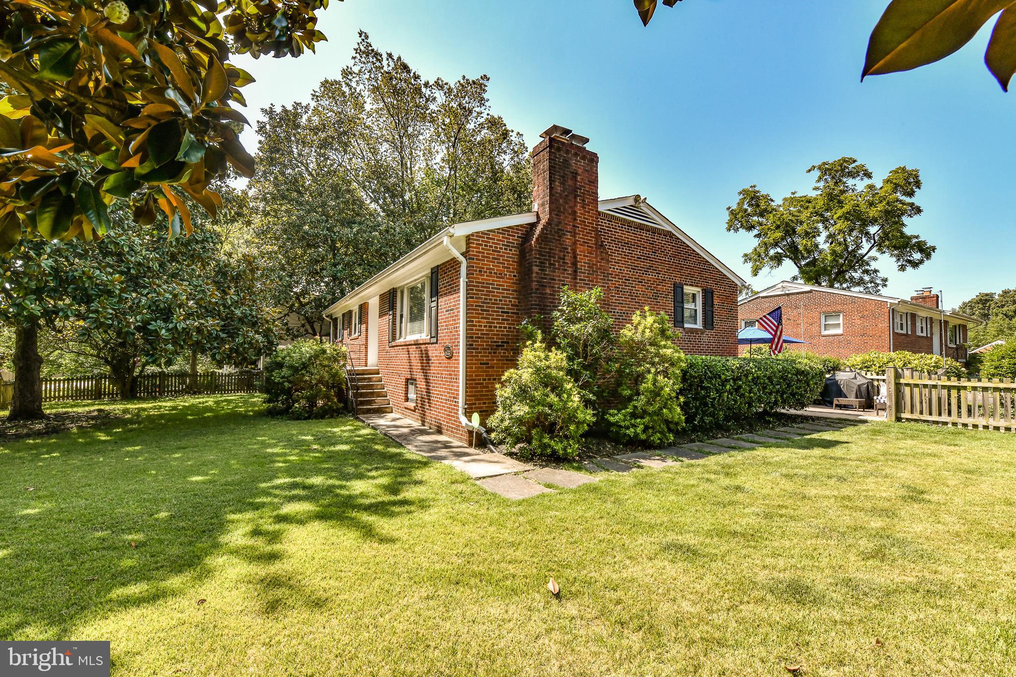 WOODCREST - Residential Lease