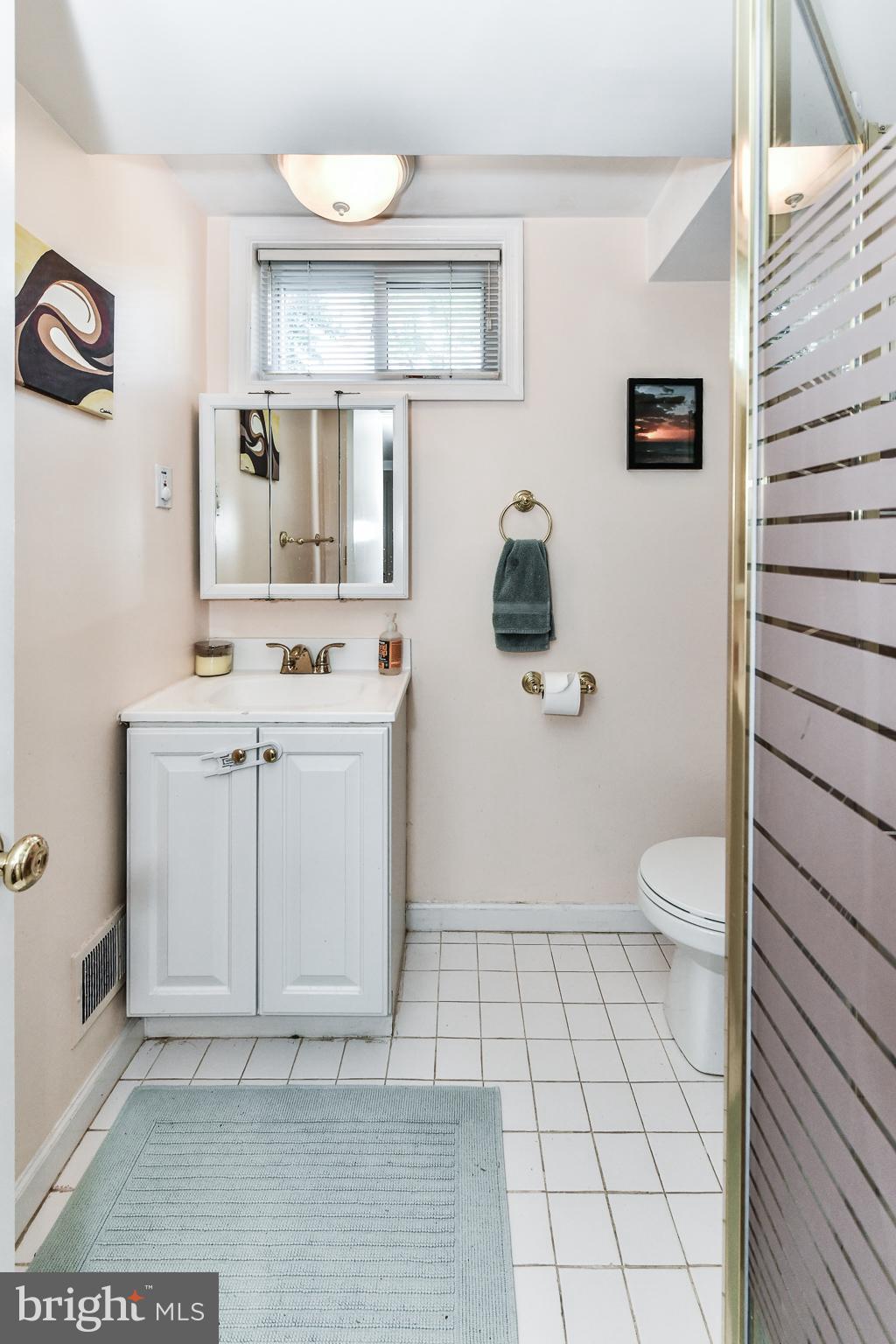 WOODCREST - Residential Lease