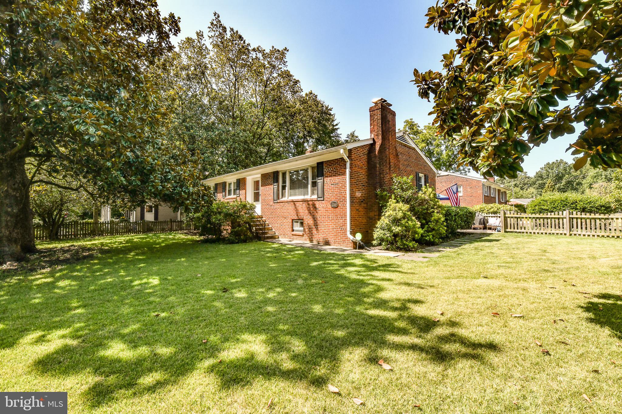 WOODCREST - Residential Lease