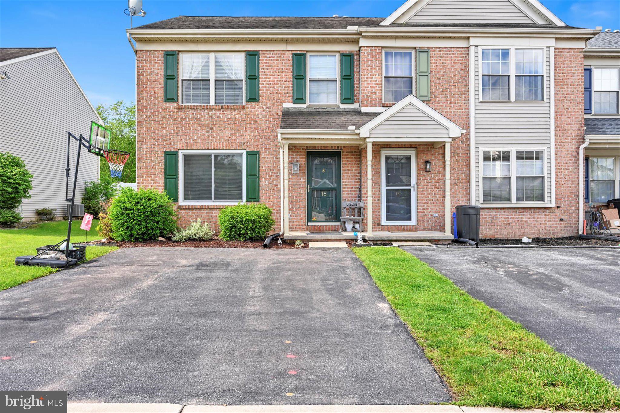 15 WINDEMERE COURT