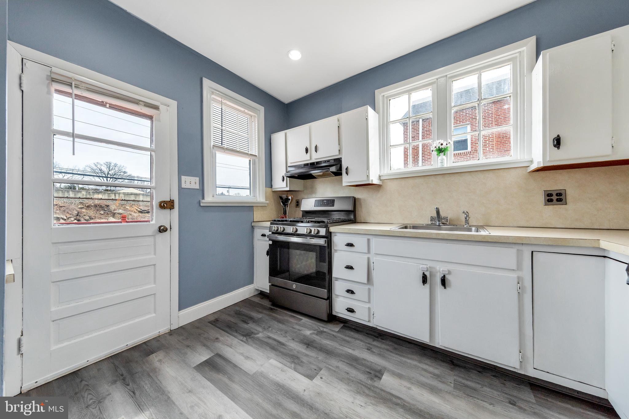 MERWOOD PARK - Residential