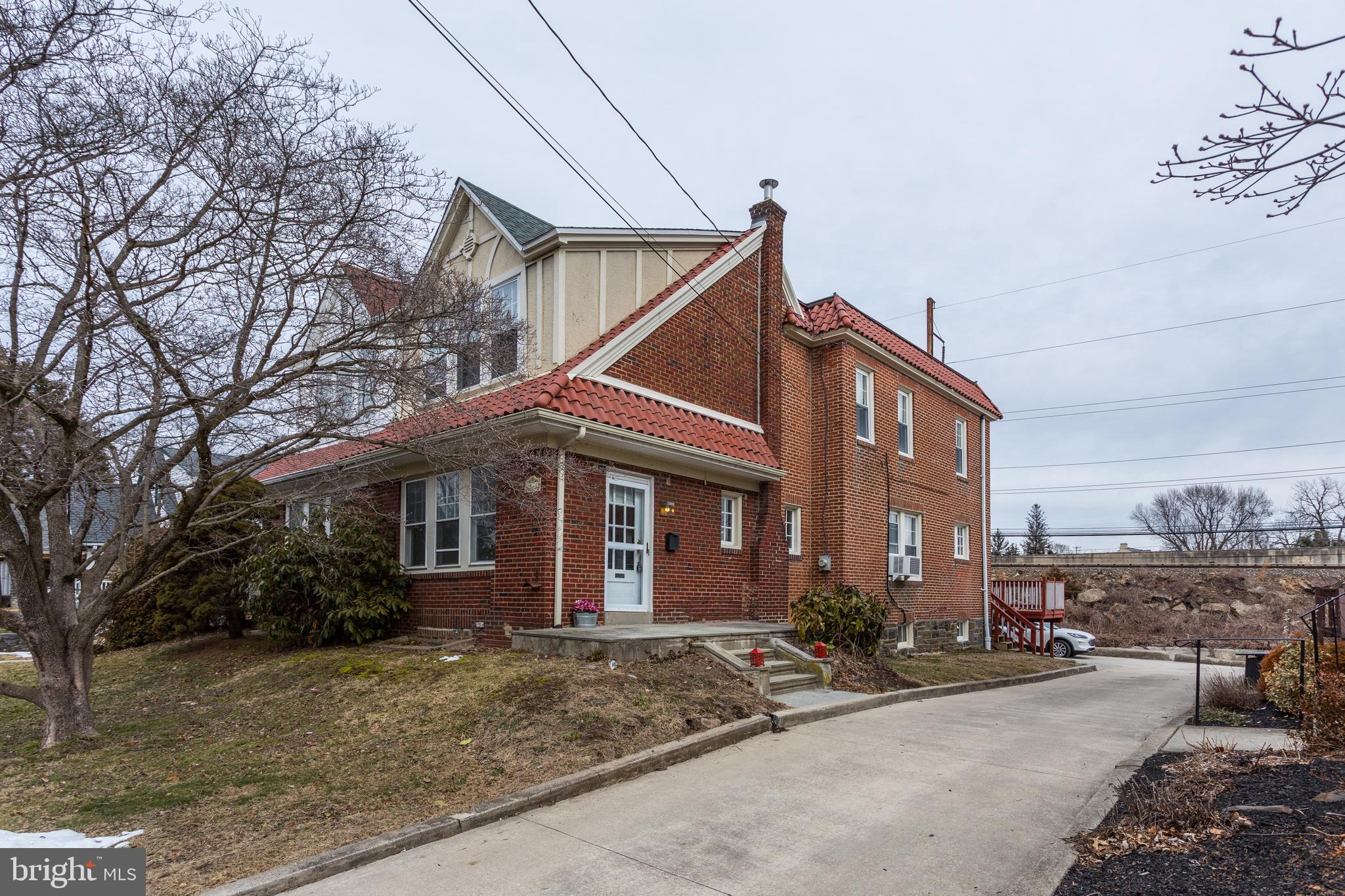 MERWOOD PARK - Residential