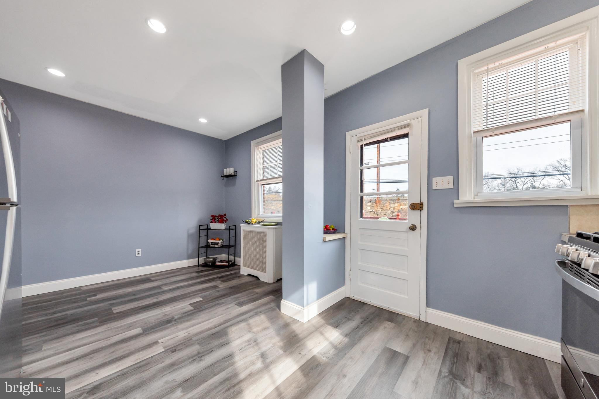 MERWOOD PARK - Residential