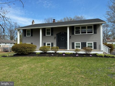 692 HAUSE AVENUE POTTSTOWN PA 19464