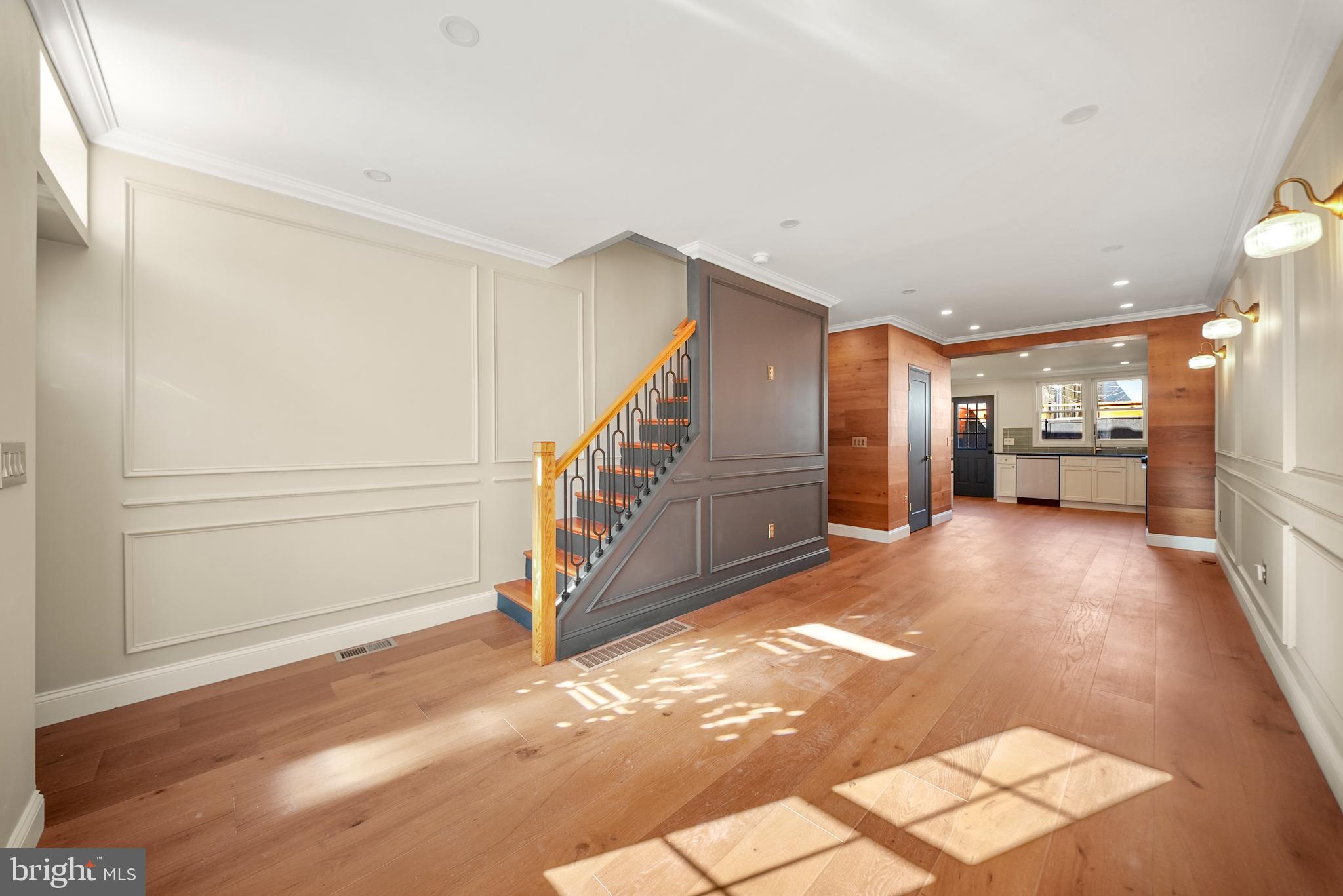 LOWER MOYAMENSING - Residential