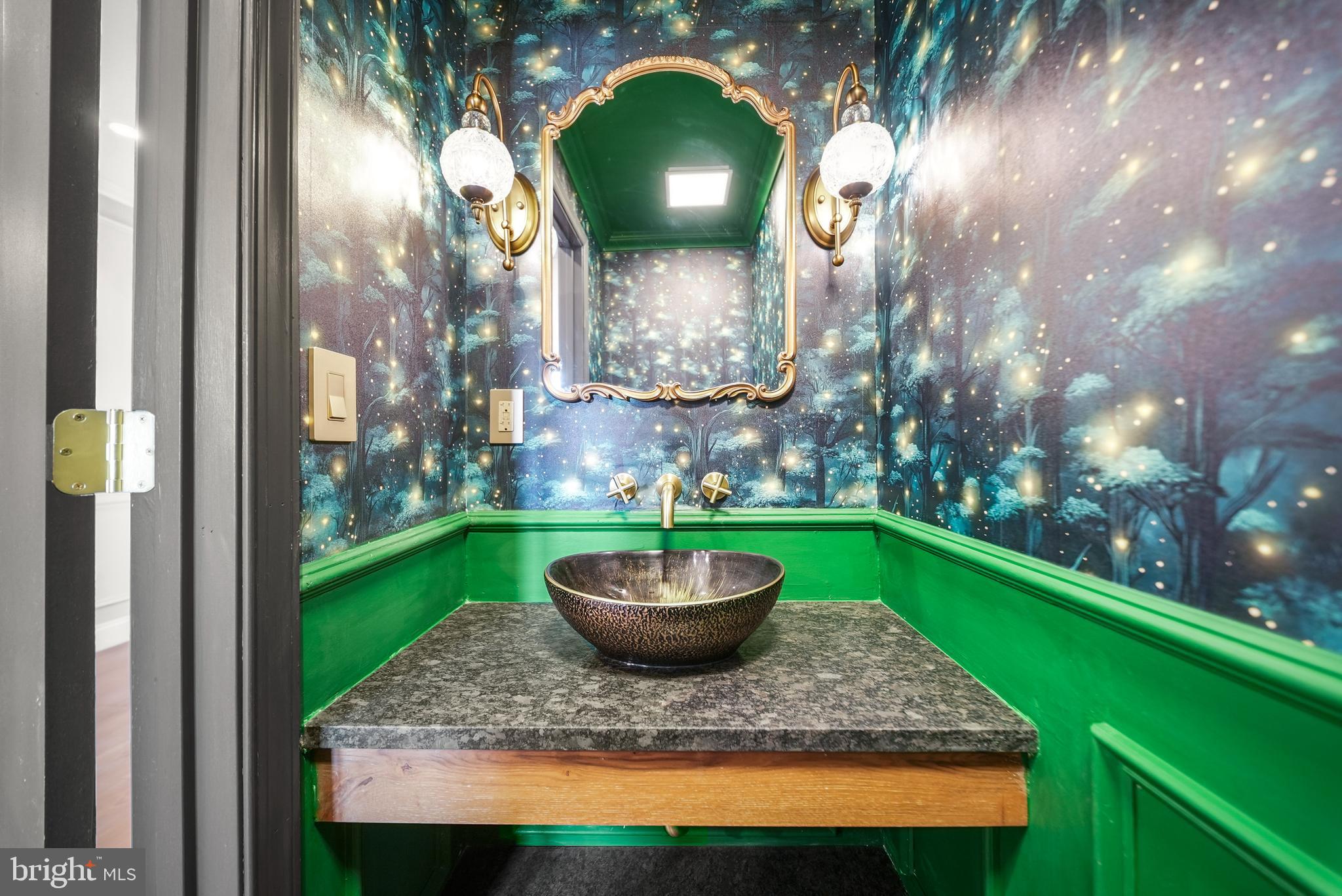 LOWER MOYAMENSING - Residential