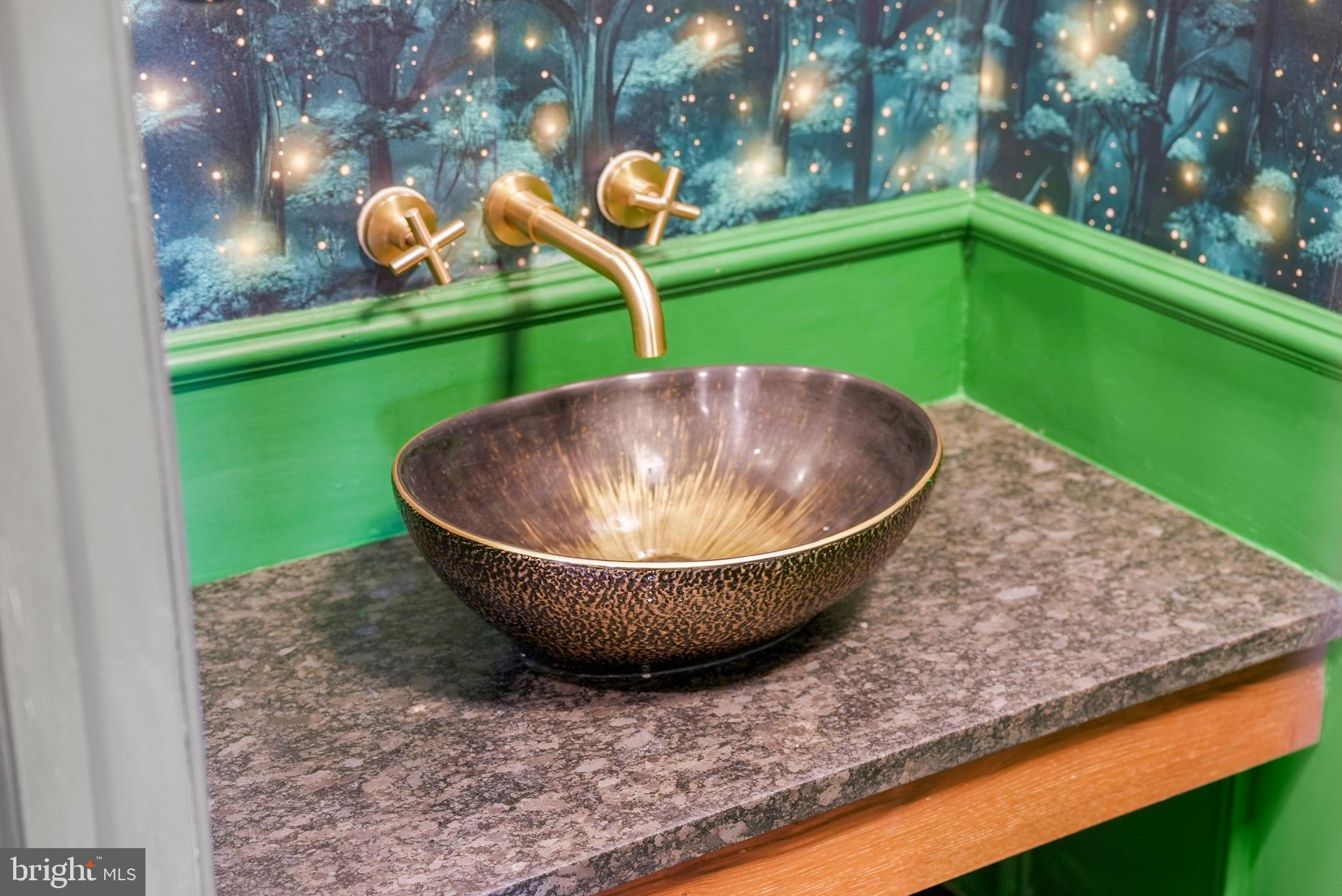 LOWER MOYAMENSING - Residential