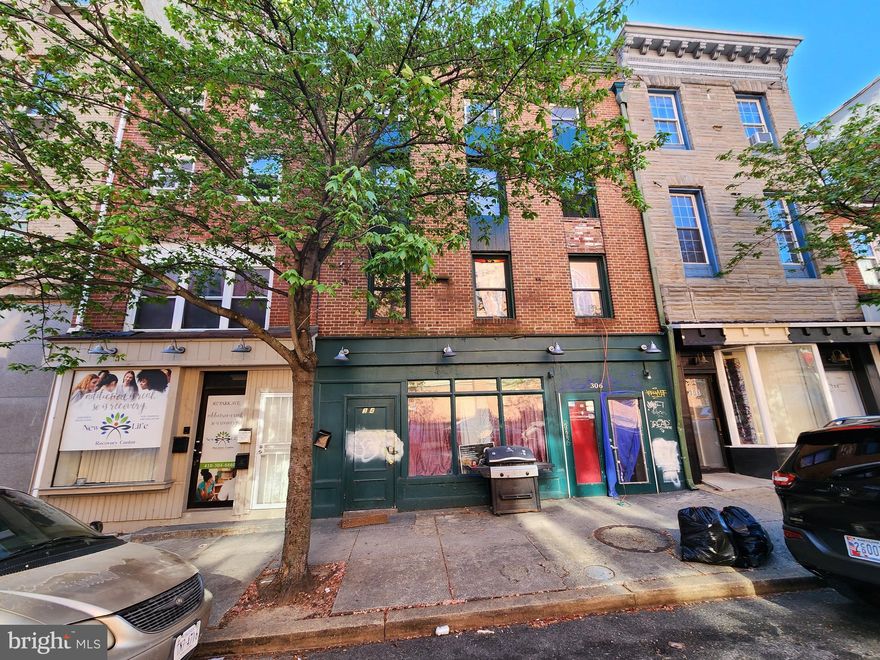 POST AUCTION: MAKE AN OFFER! Deposit: $40,000. 3 Story Mix Use Commercial Townhouse located in the Downtown area of Baltimore City. Units are separately metered (see property features below for more detailed information). Residents can enjoy the nearby attractions such as Lexington Market, Oriole Park at Camden Yards, M&T Bank Stadium, Baltimore Convention Center, National Aquarium, University of Maryland Medical Center, & Charles Center Metro Station. Easy Access to Major Traffic Artery Light St & I-83.