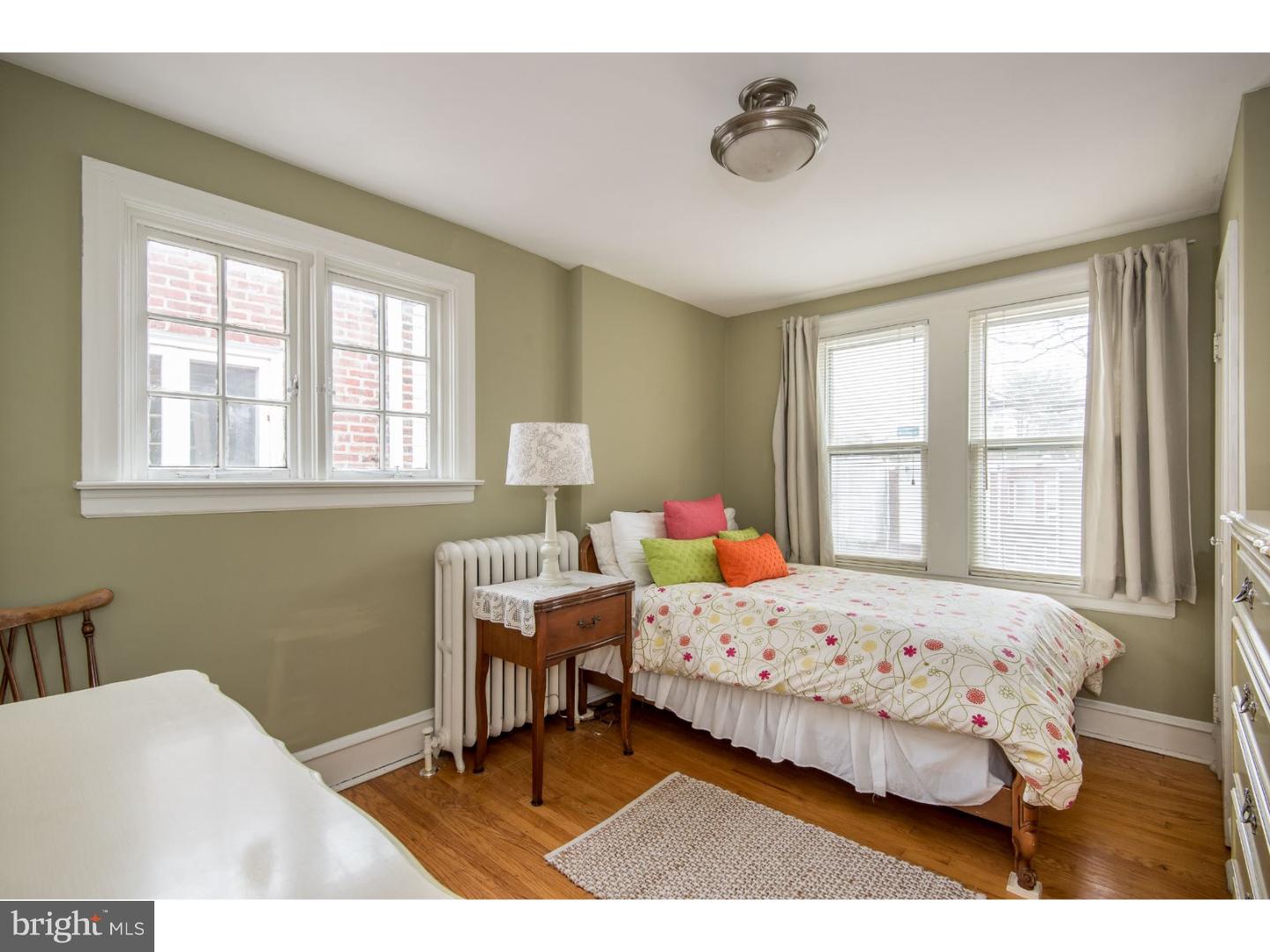 CHESTNUT HILL - Residential
