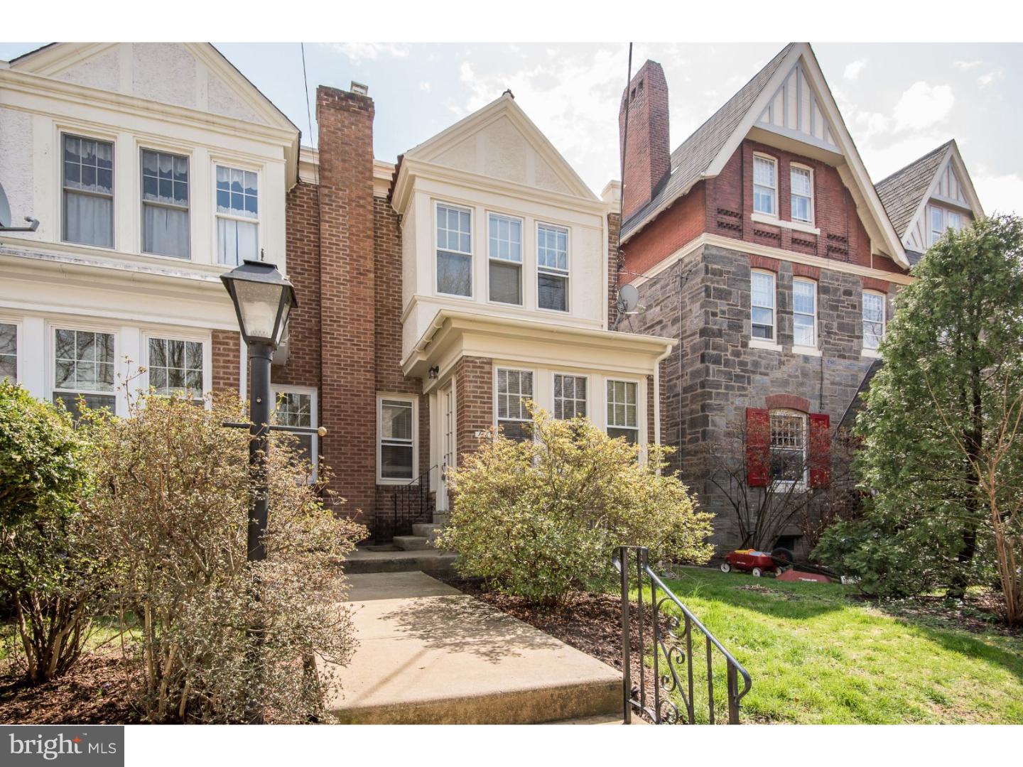 CHESTNUT HILL - Residential