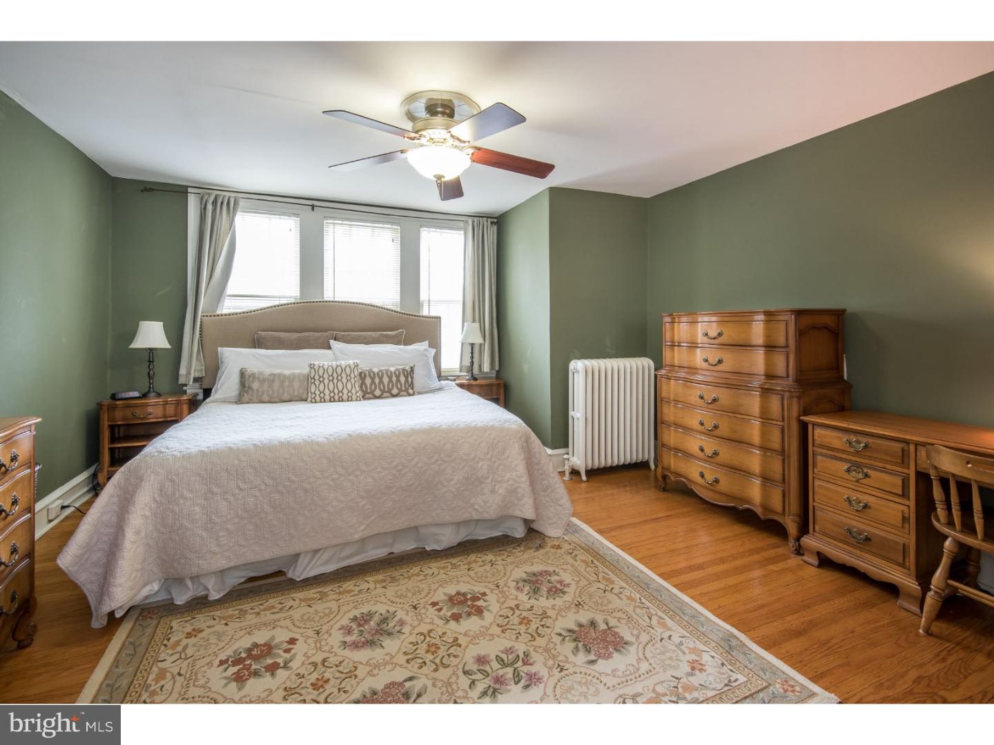 CHESTNUT HILL - Residential