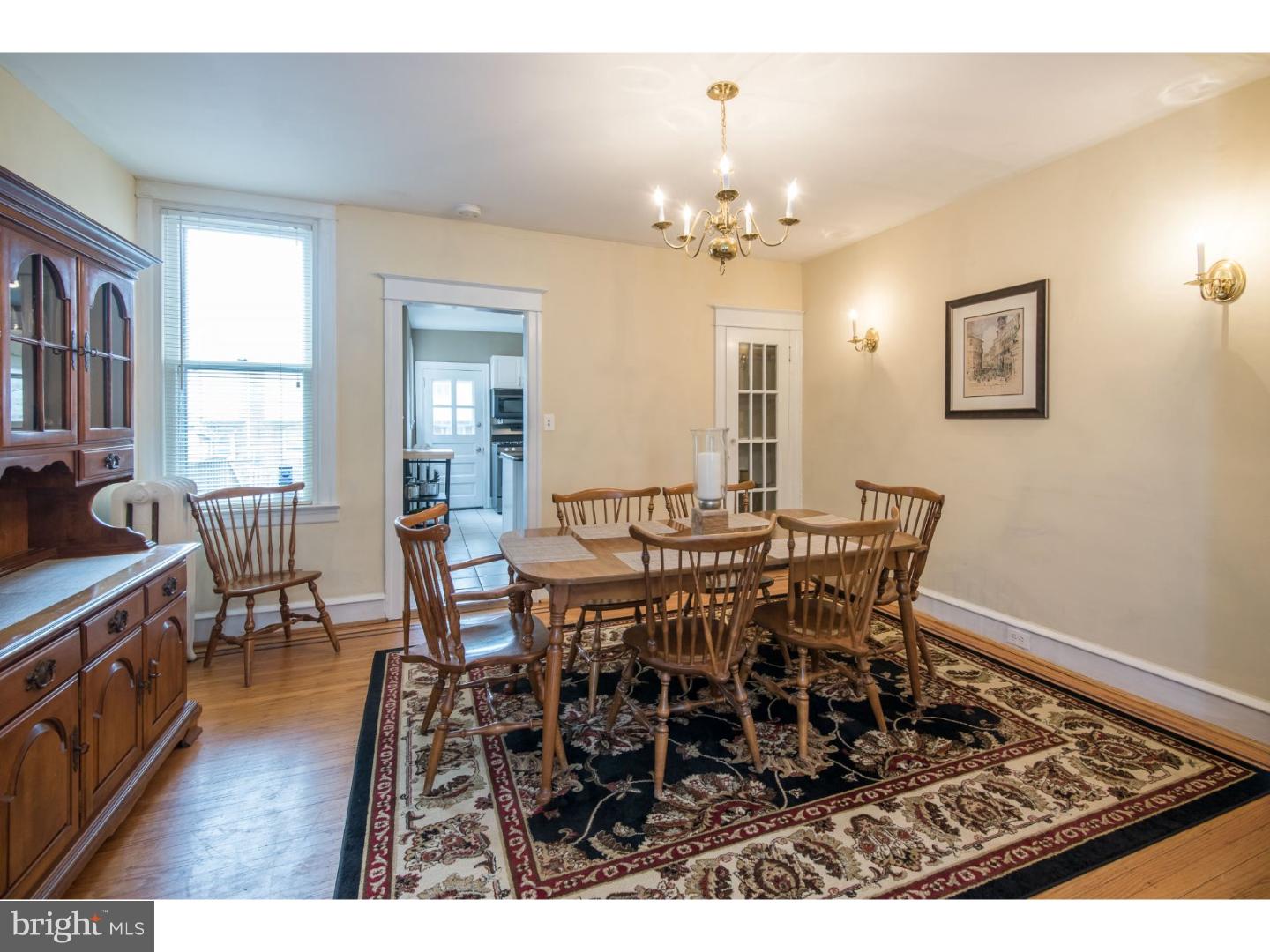 CHESTNUT HILL - Residential