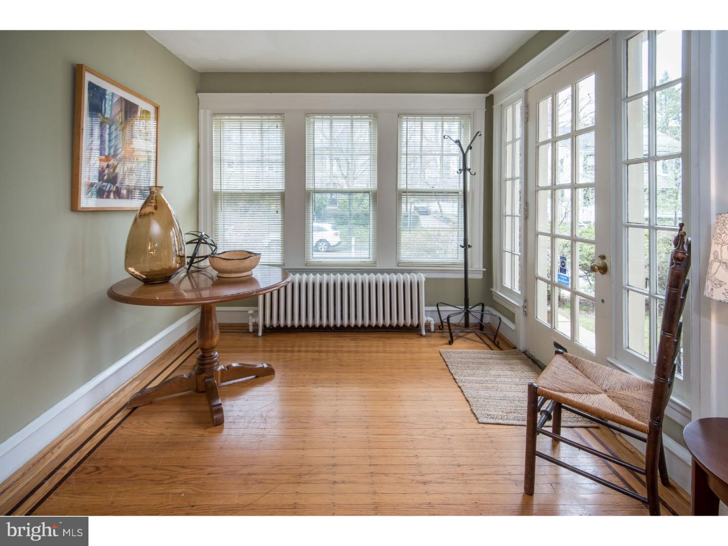 CHESTNUT HILL - Residential