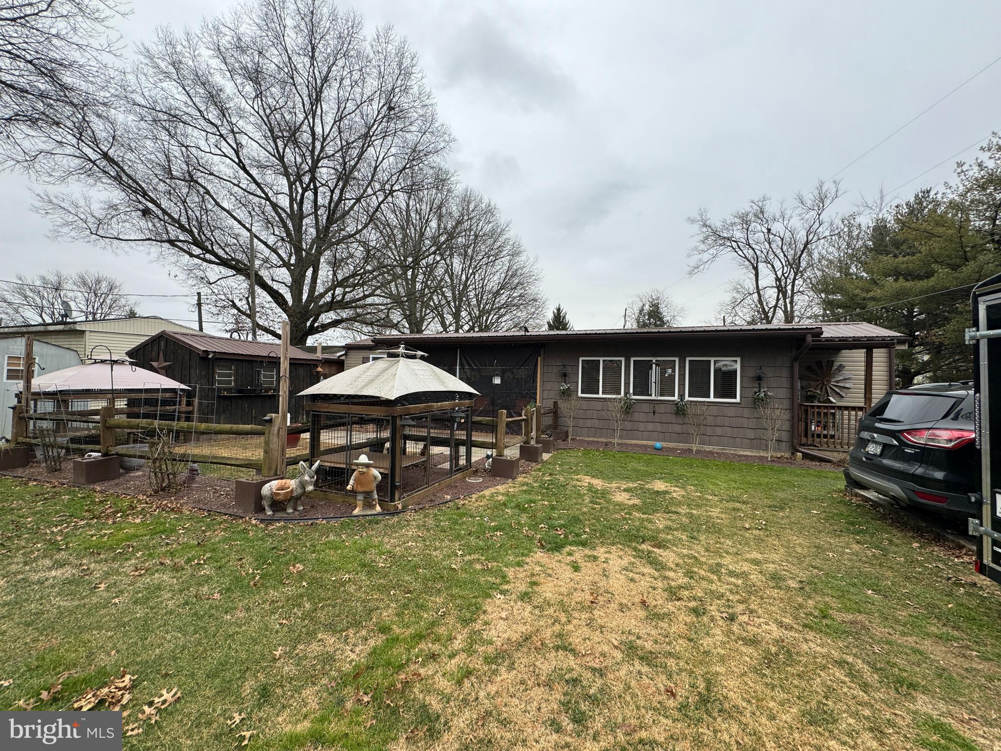 PINEHURST MANOR MHP - Residential