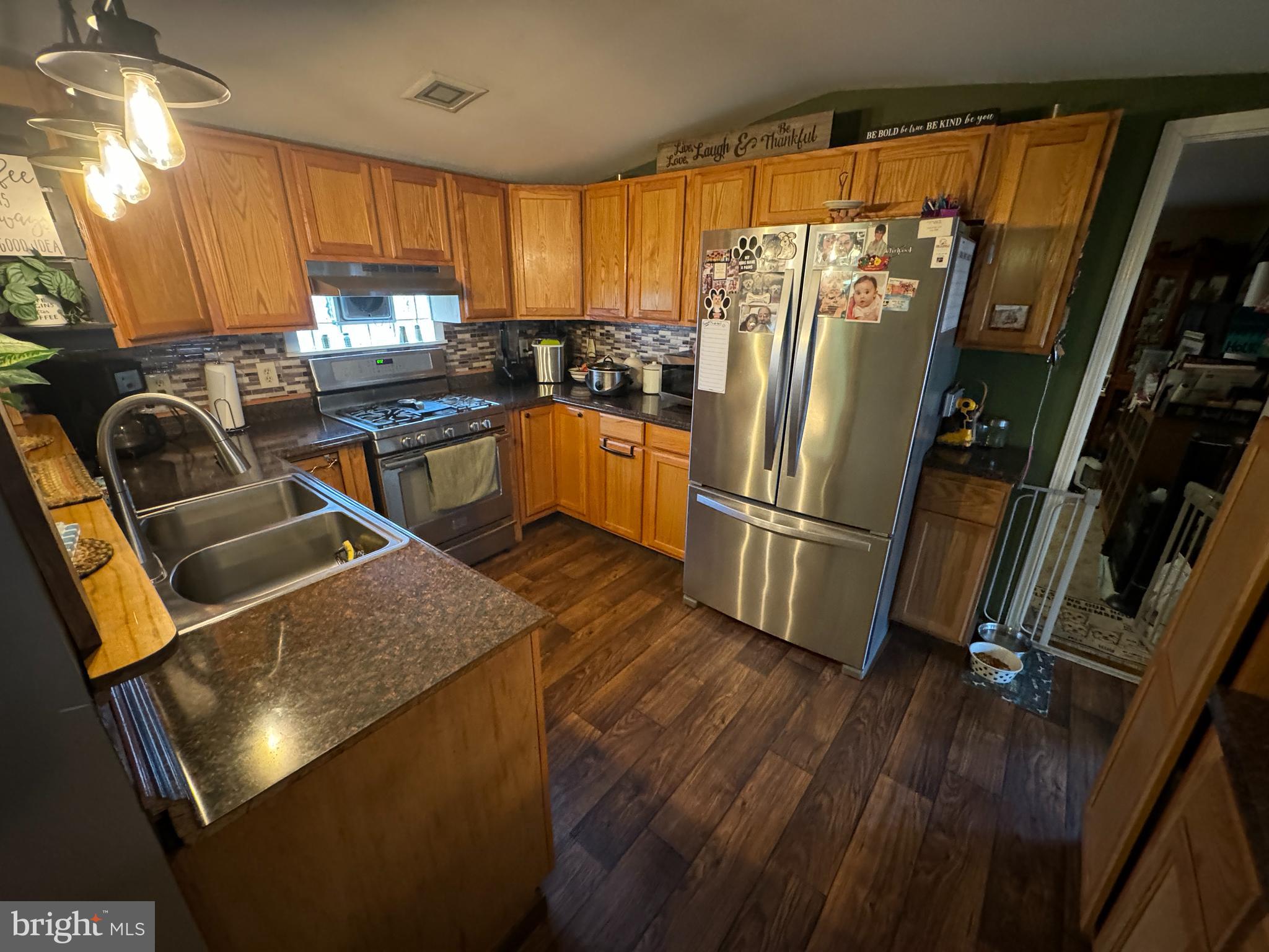 PINEHURST MANOR MHP - Residential