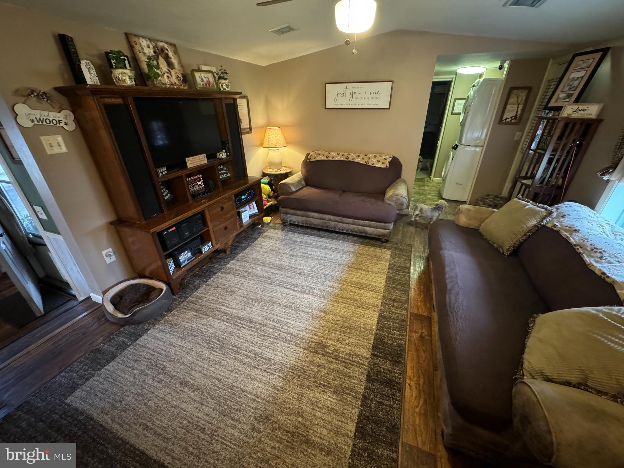 PINEHURST MANOR MHP - Residential