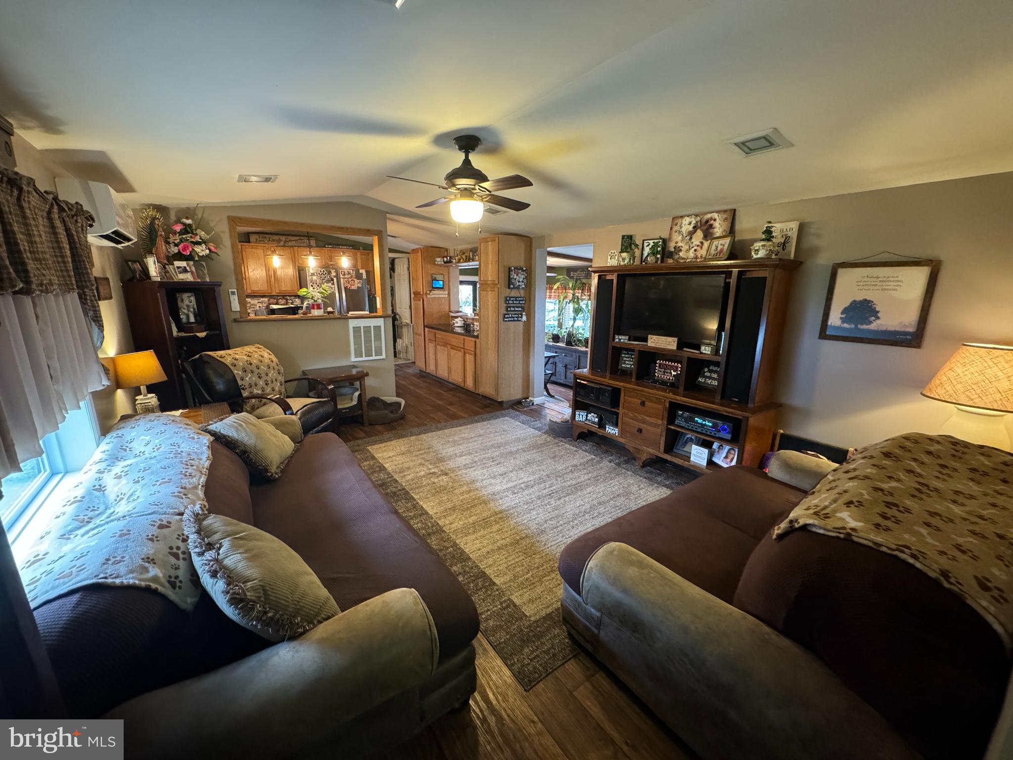 PINEHURST MANOR MHP - Residential