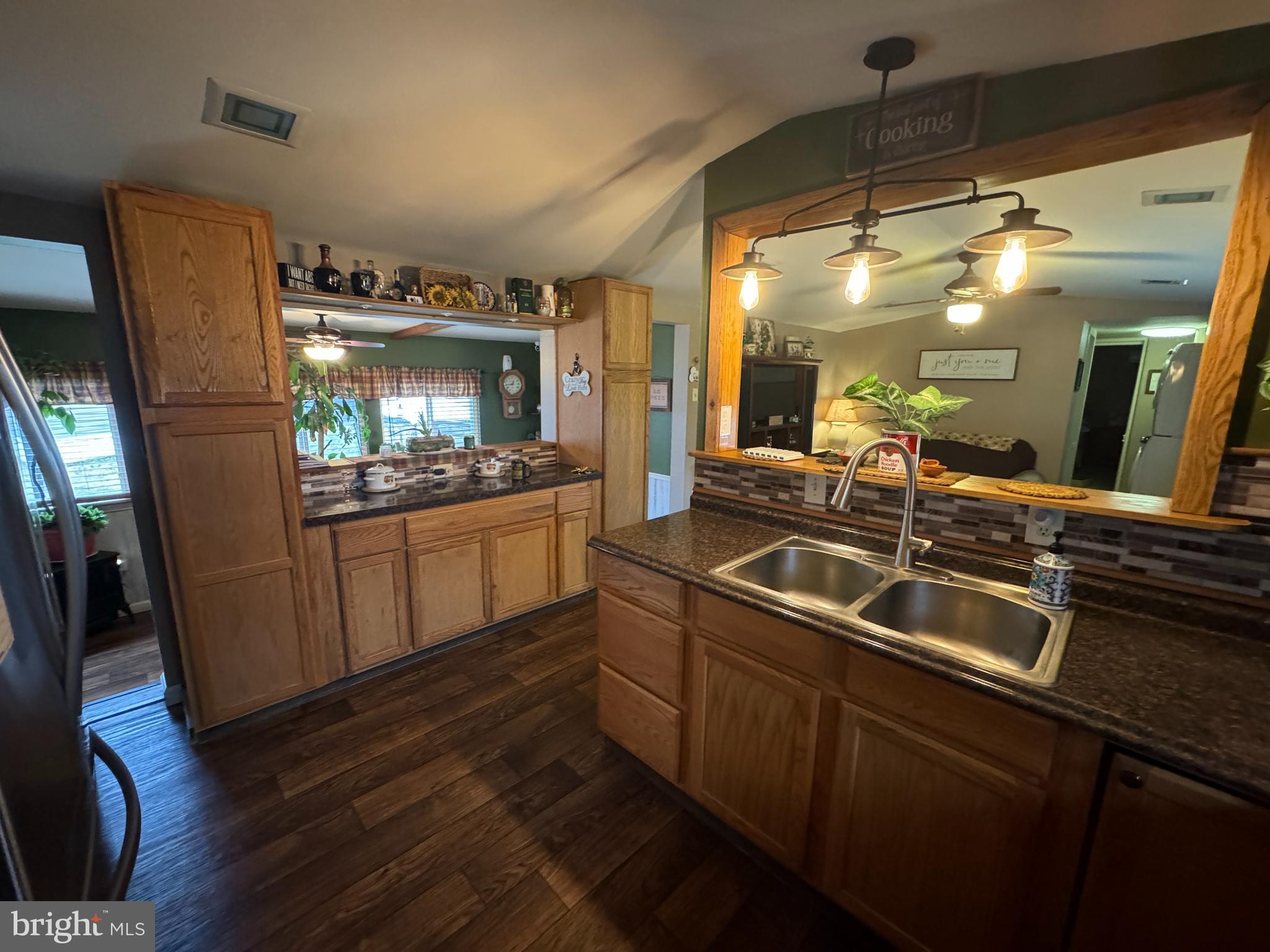 PINEHURST MANOR MHP - Residential