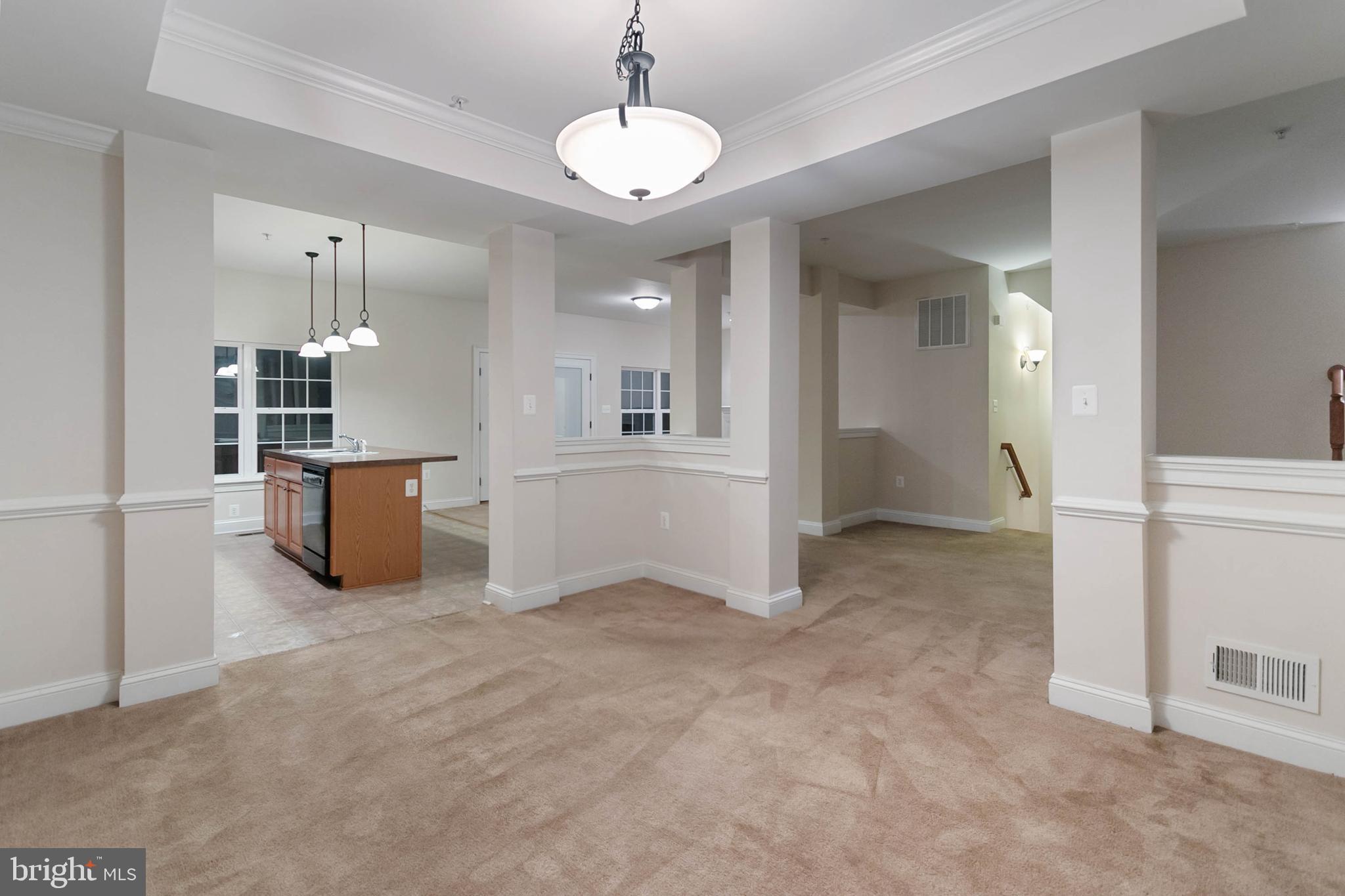 MATTINGLY AVE IND HEAD - Residential