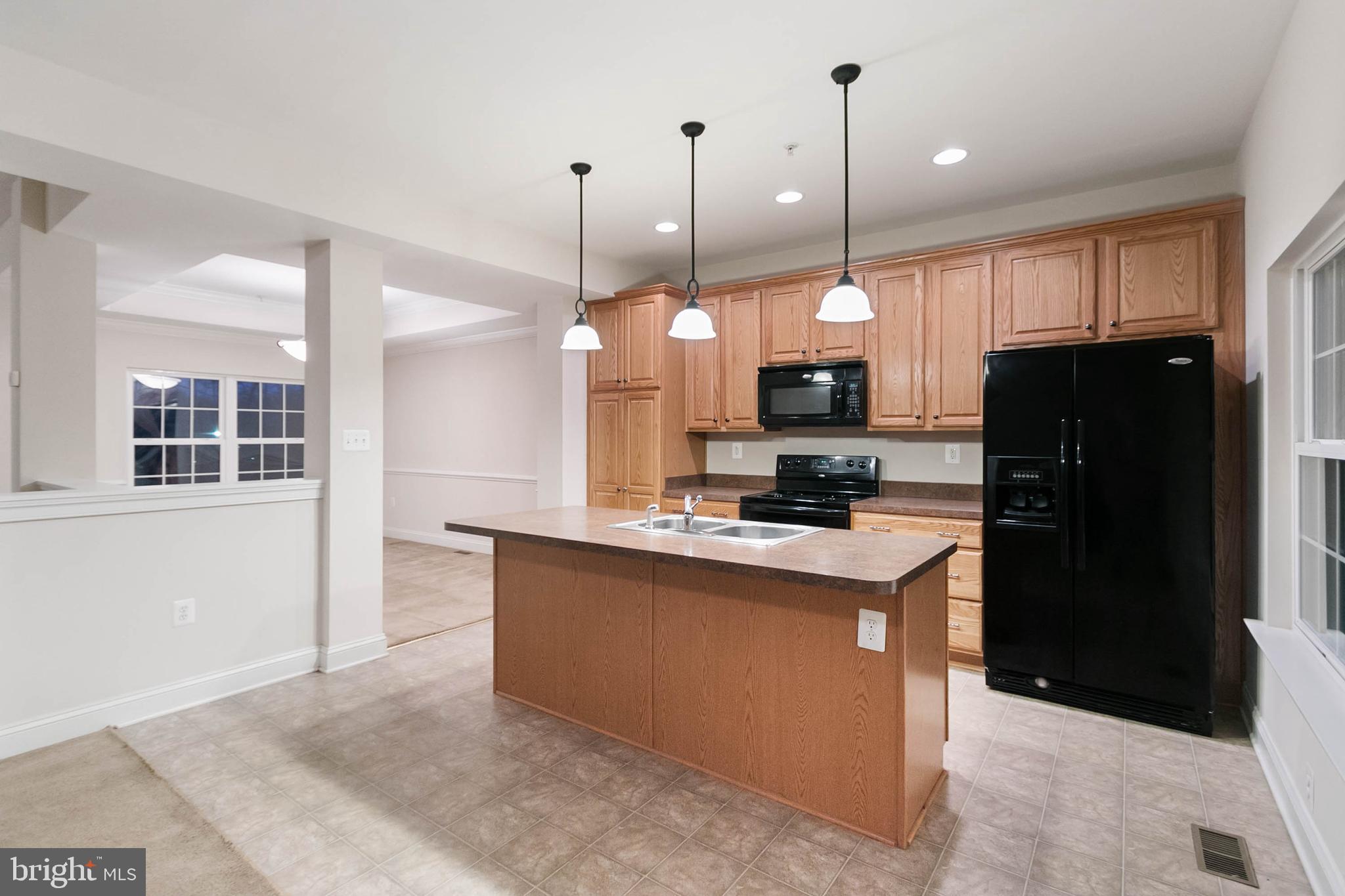 MATTINGLY AVE IND HEAD - Residential