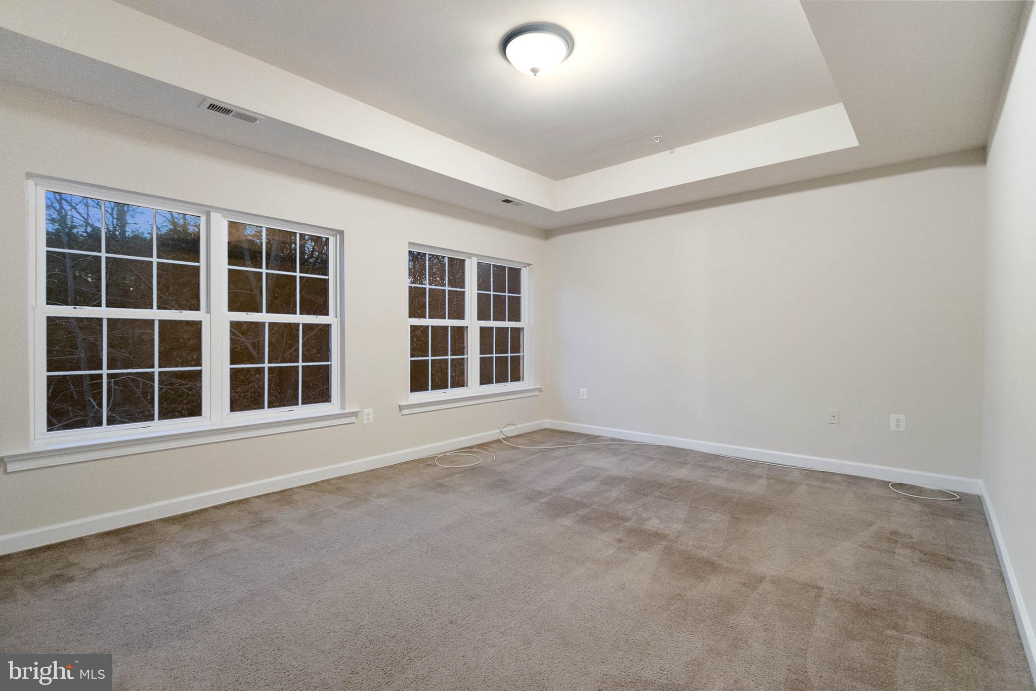 MATTINGLY AVE IND HEAD - Residential