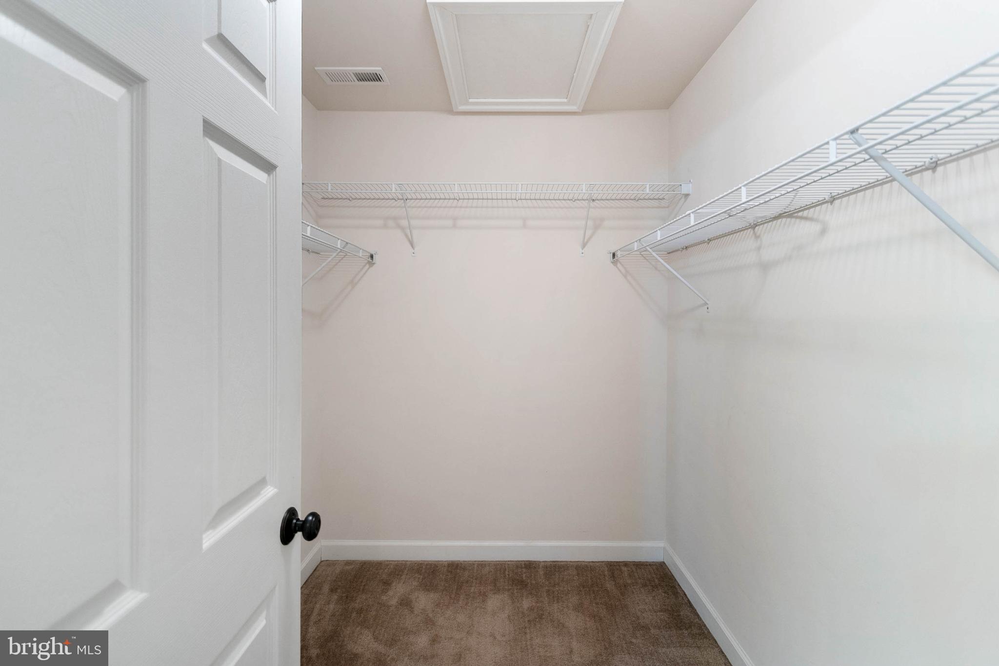 MATTINGLY AVE IND HEAD - Residential