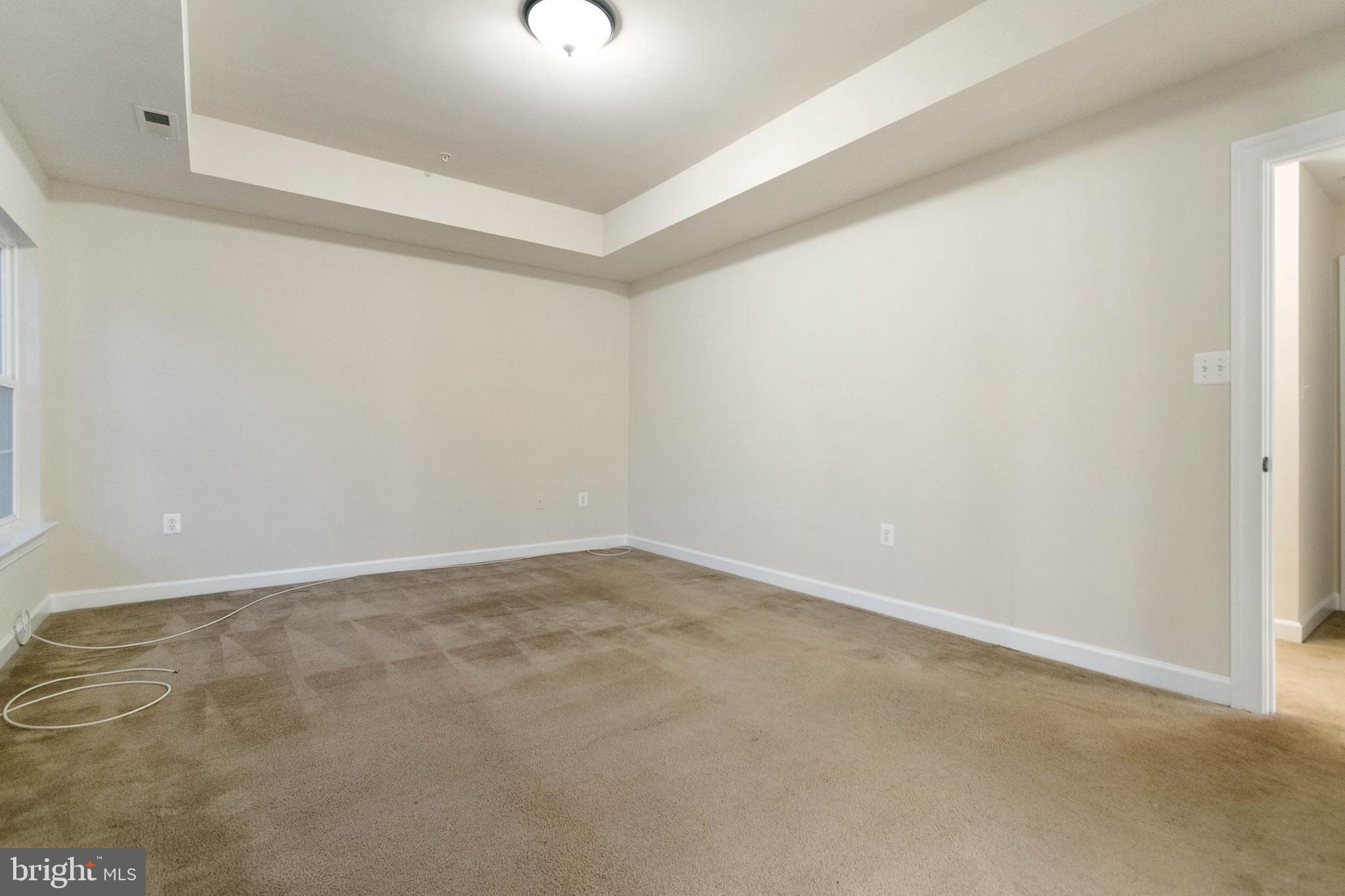 MATTINGLY AVE IND HEAD - Residential