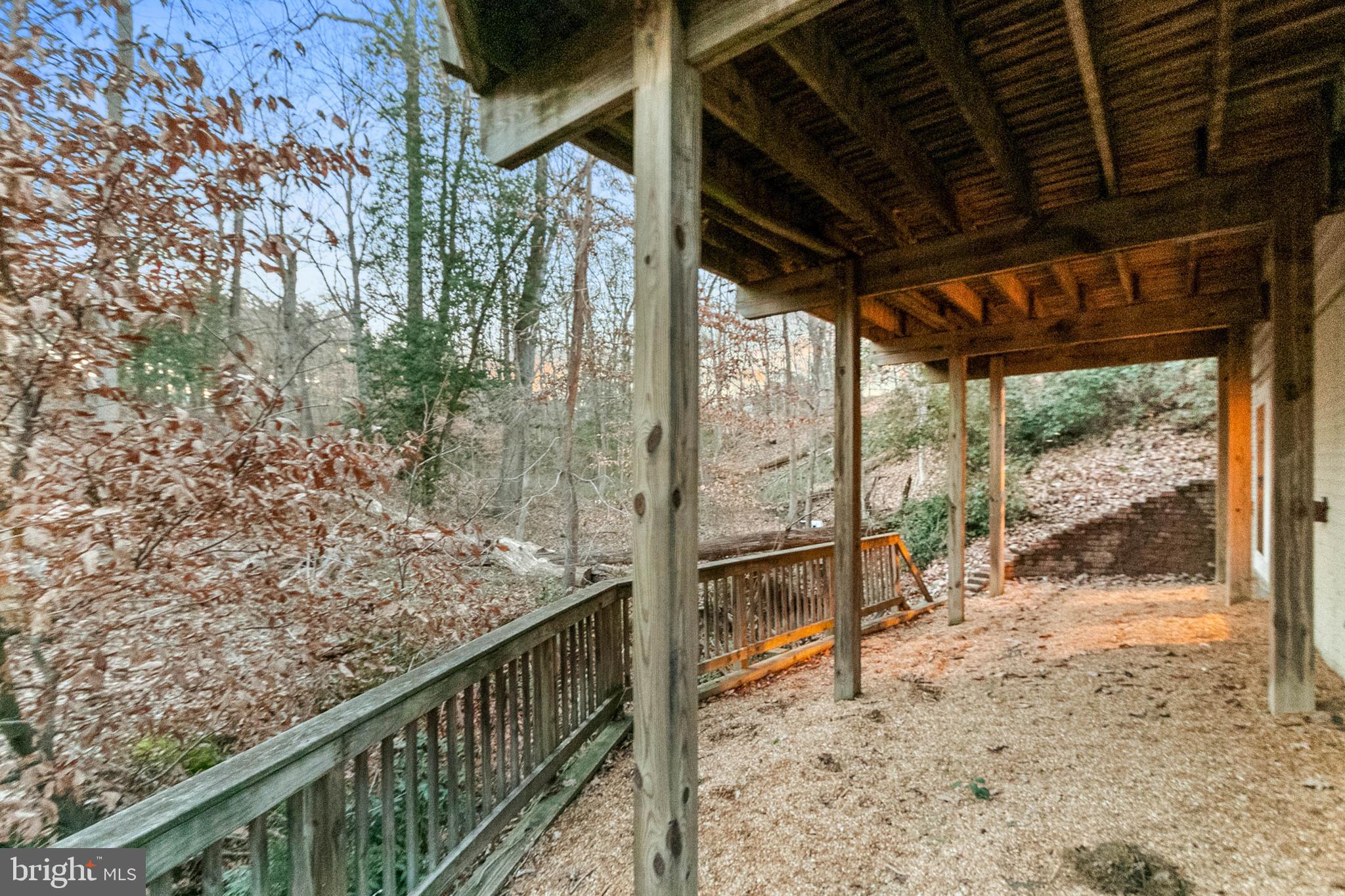 MATTINGLY AVE IND HEAD - Residential