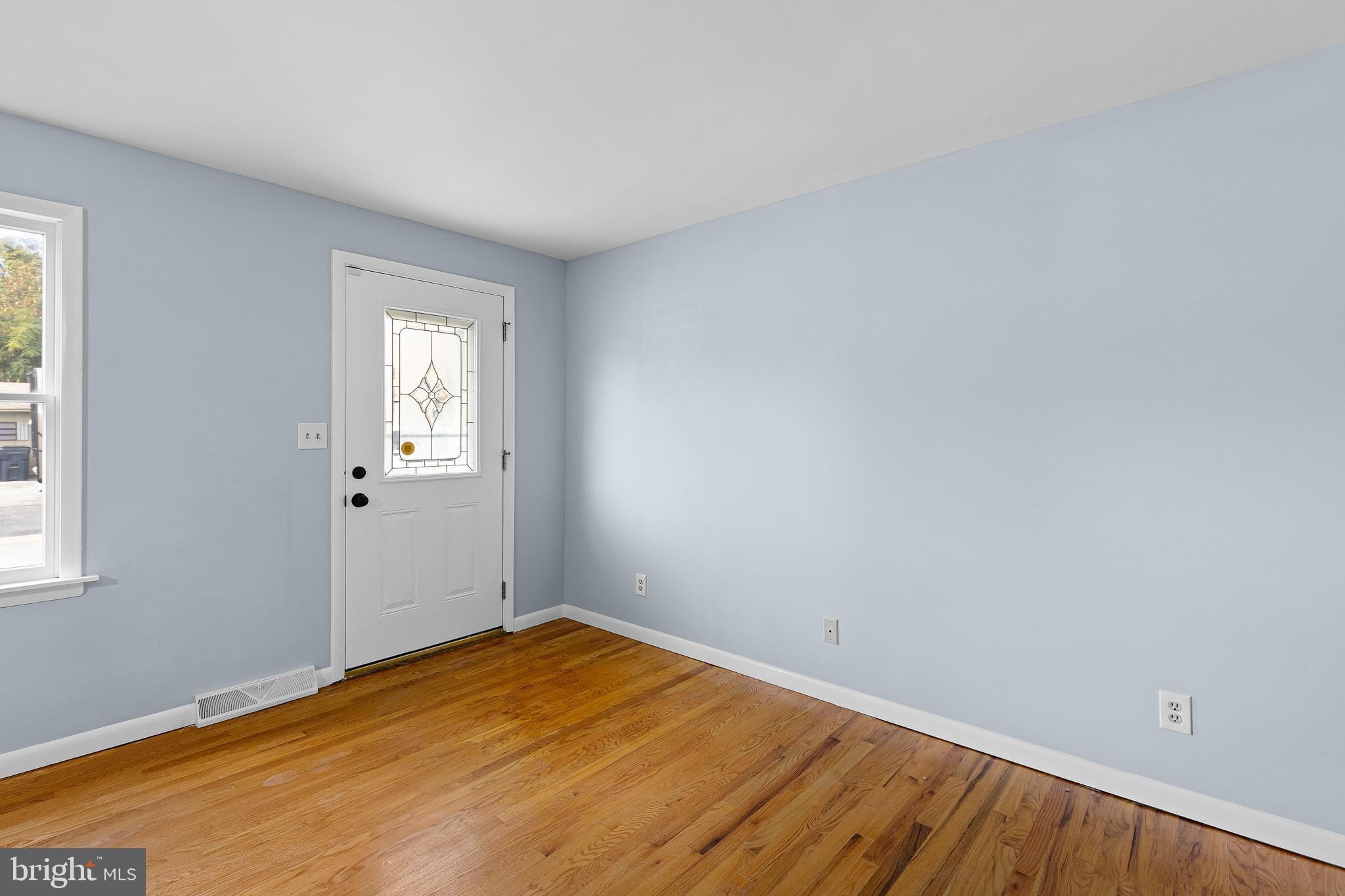 3806 KIAMENSI AVENUE